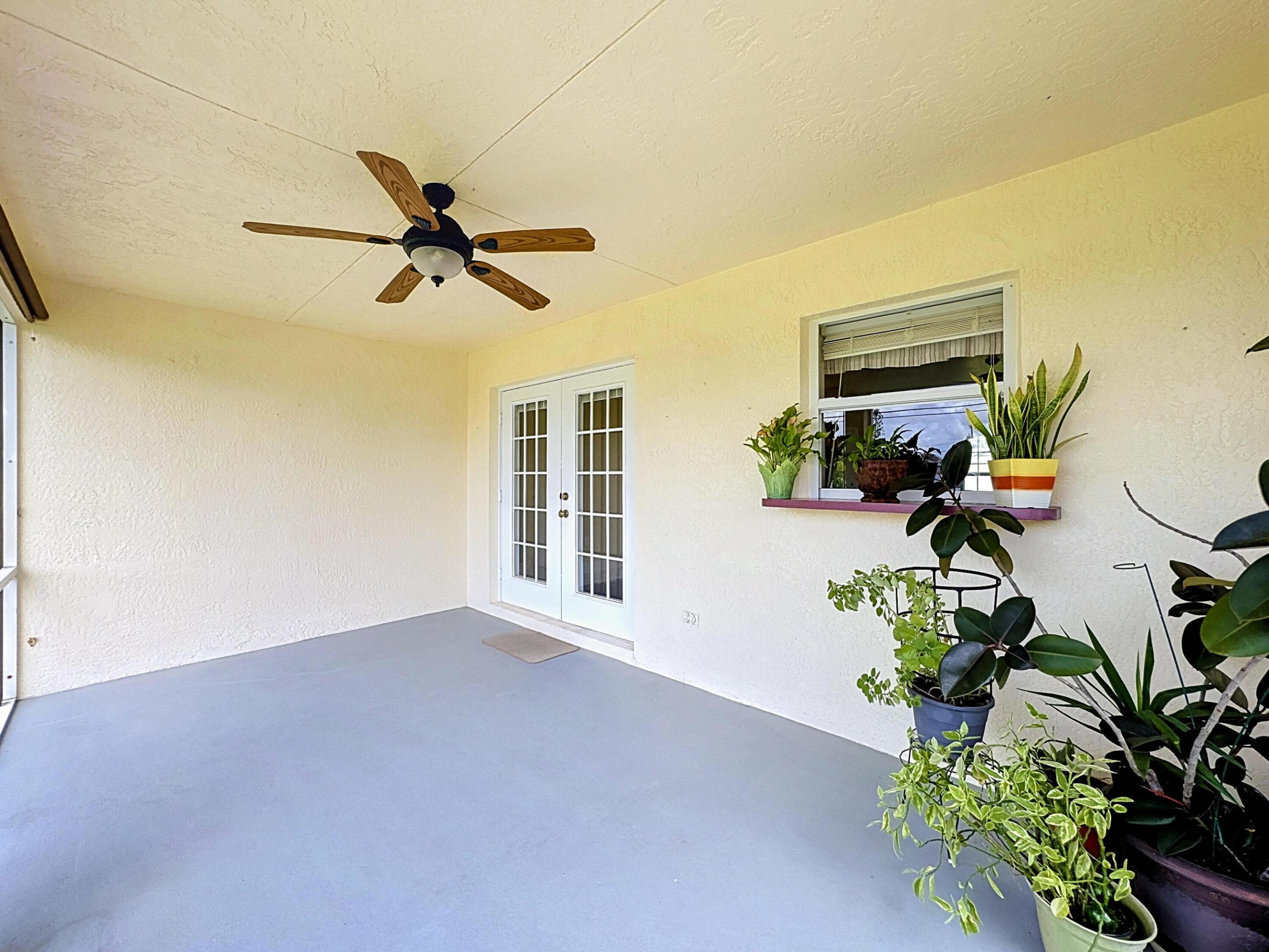 1402 Sw Flounder Lane Property Photo 32