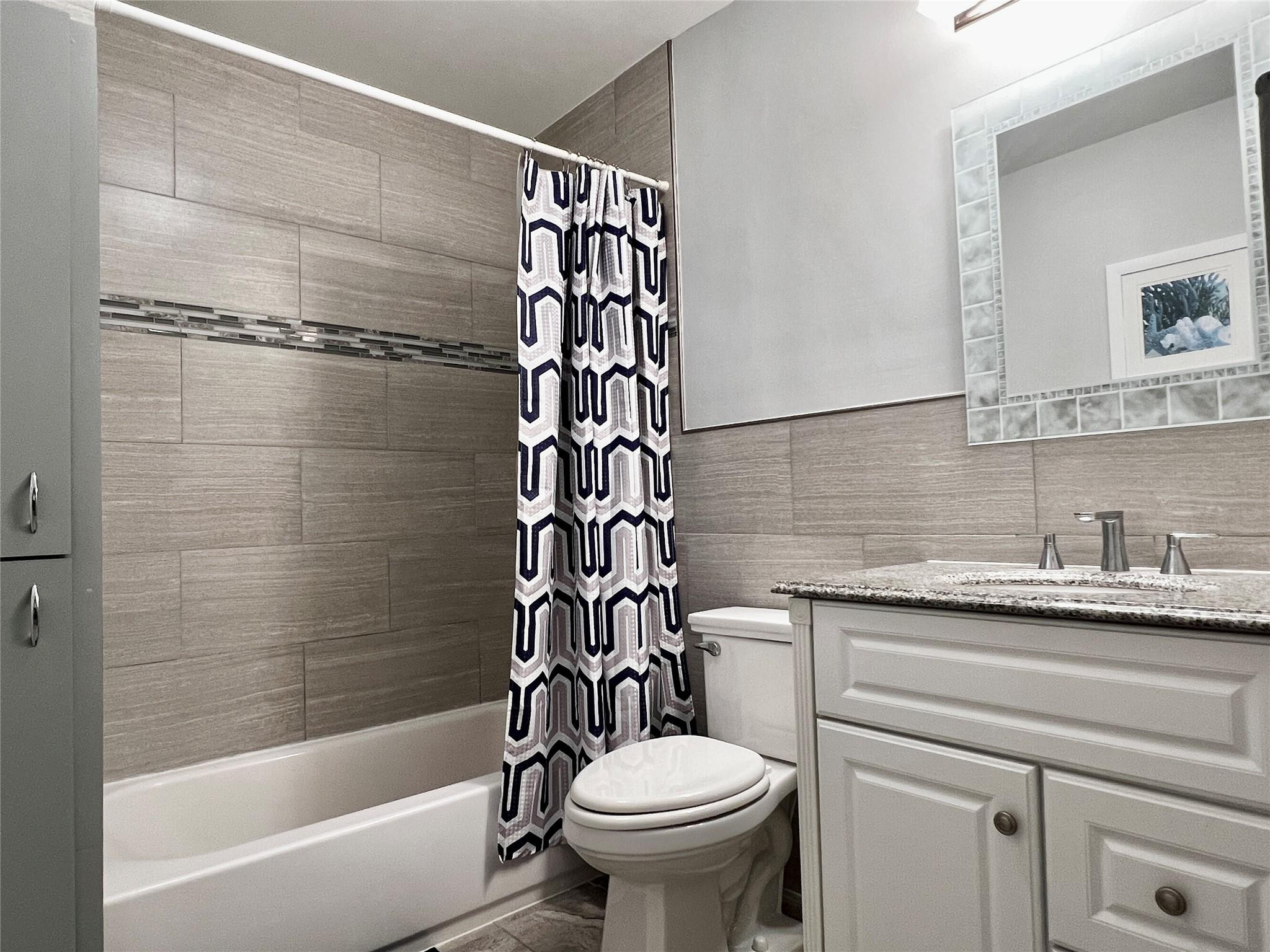2271 Ne 68th Street 2028 Property Photo 5