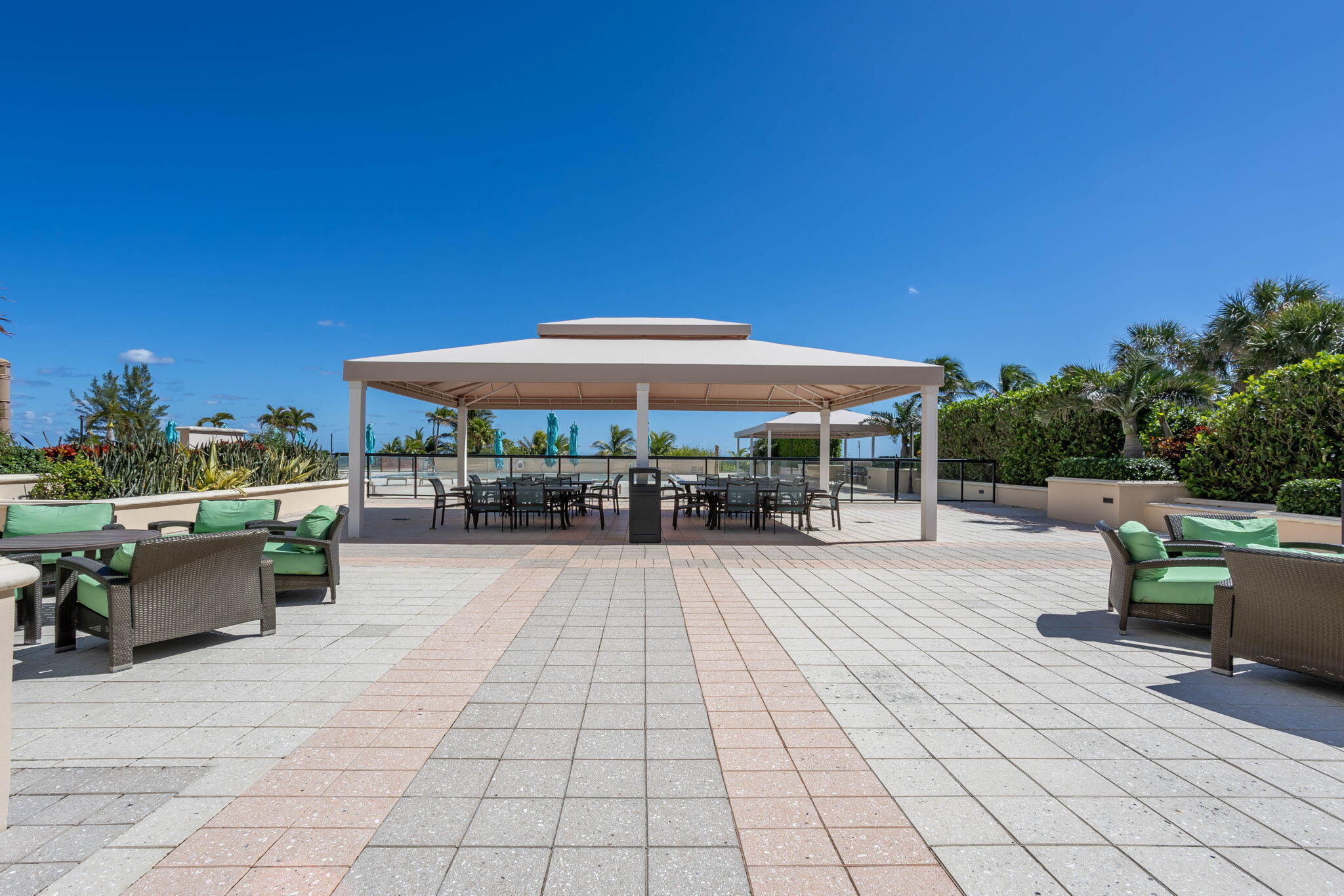 2000 S Ocean Boulevard 6e Property Photo 48