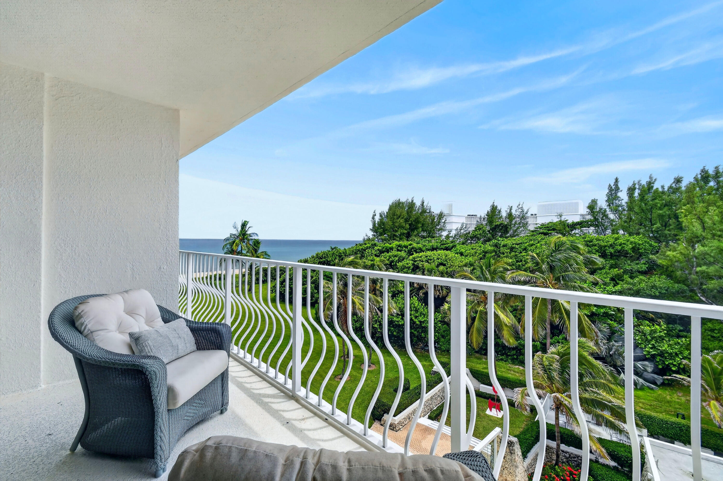 2774 S Ocean Boulevard 506
