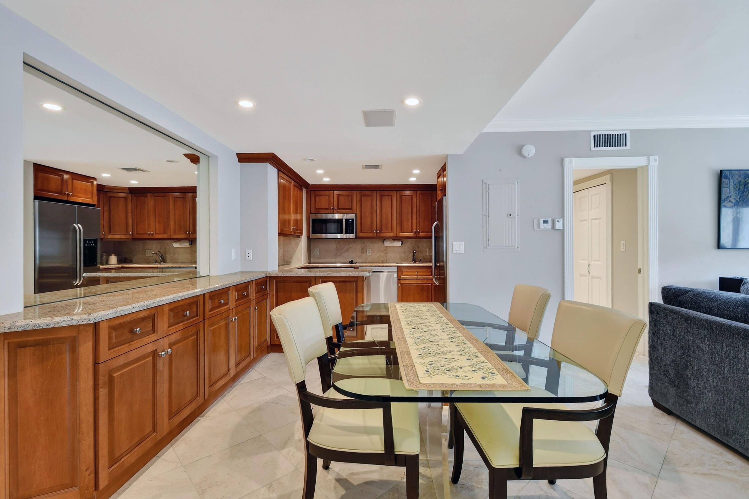2774 S Ocean Boulevard 506 Property Photo 12