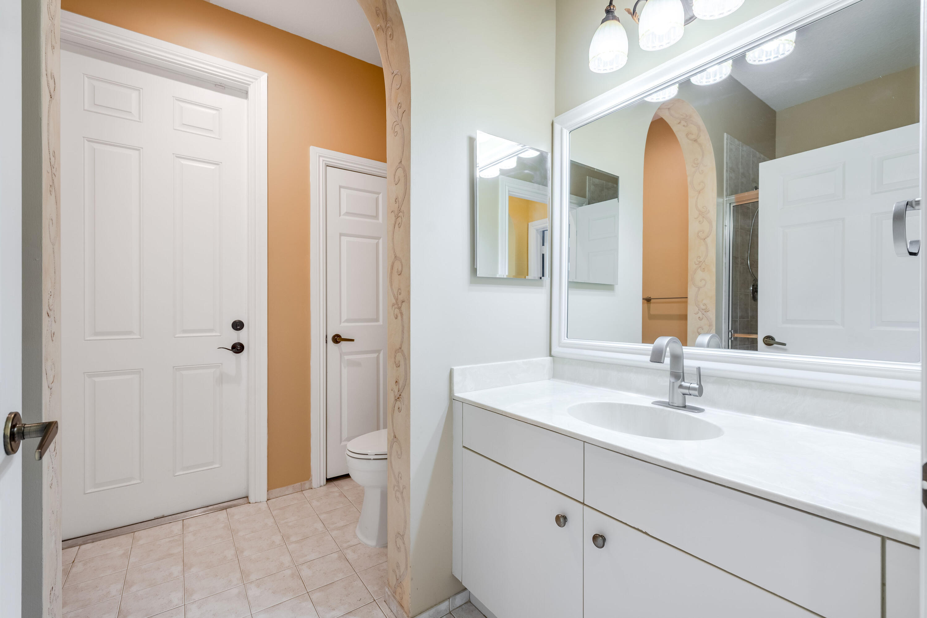 112 Isola Circle Property Photo 17