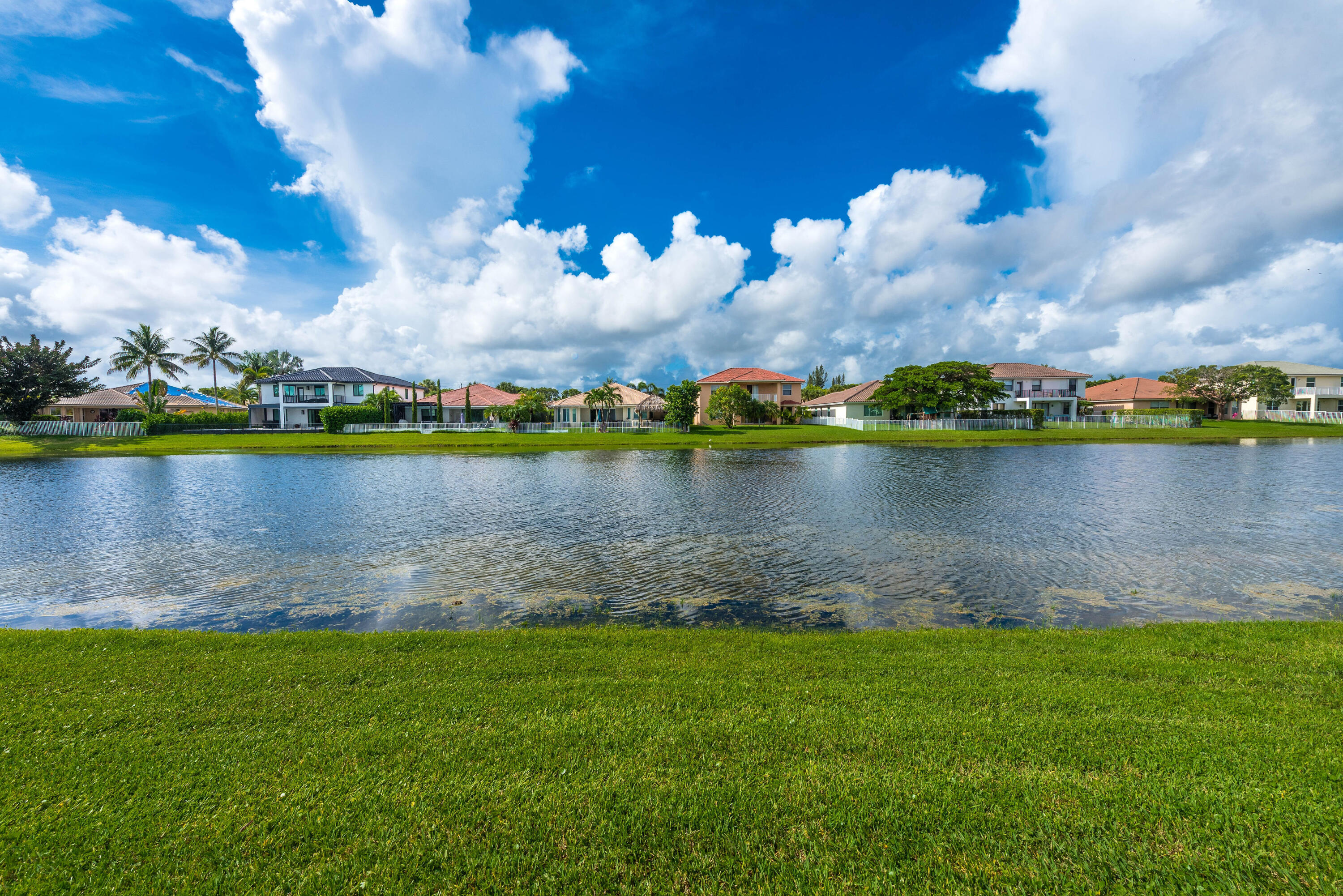 112 Isola Circle Property Photo 40