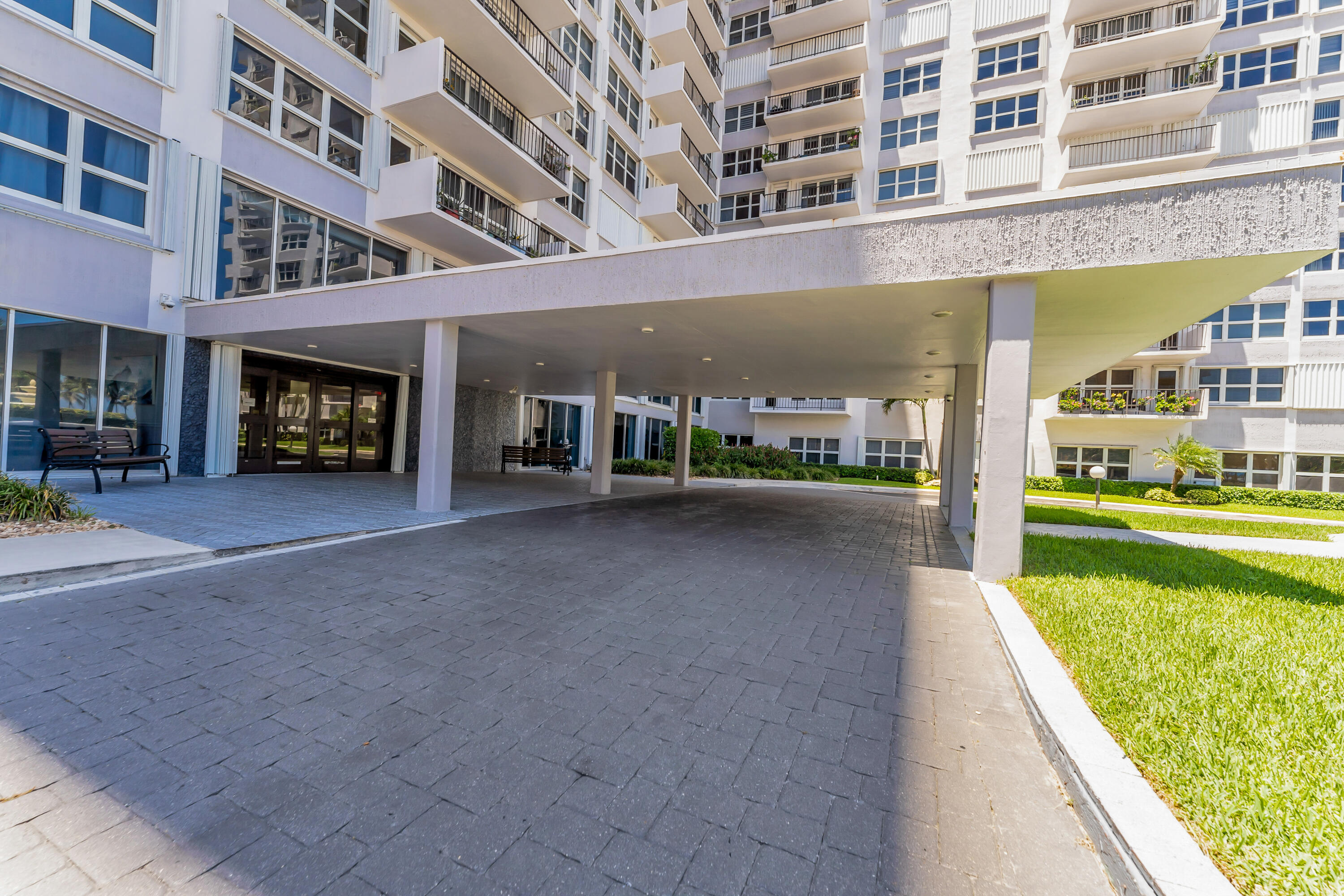 405 N Ocean Boulevard 1524 Property Photo 38