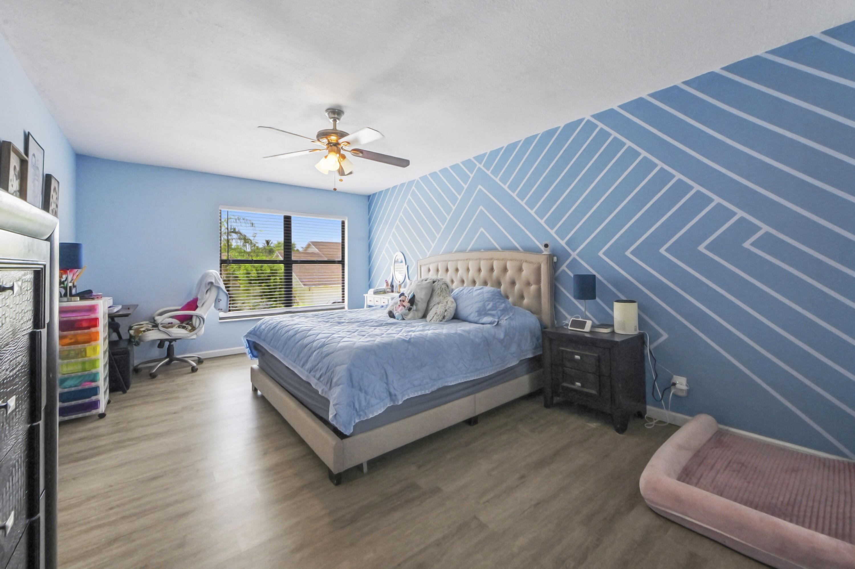 11901 Donlin Drive Property Photo 14