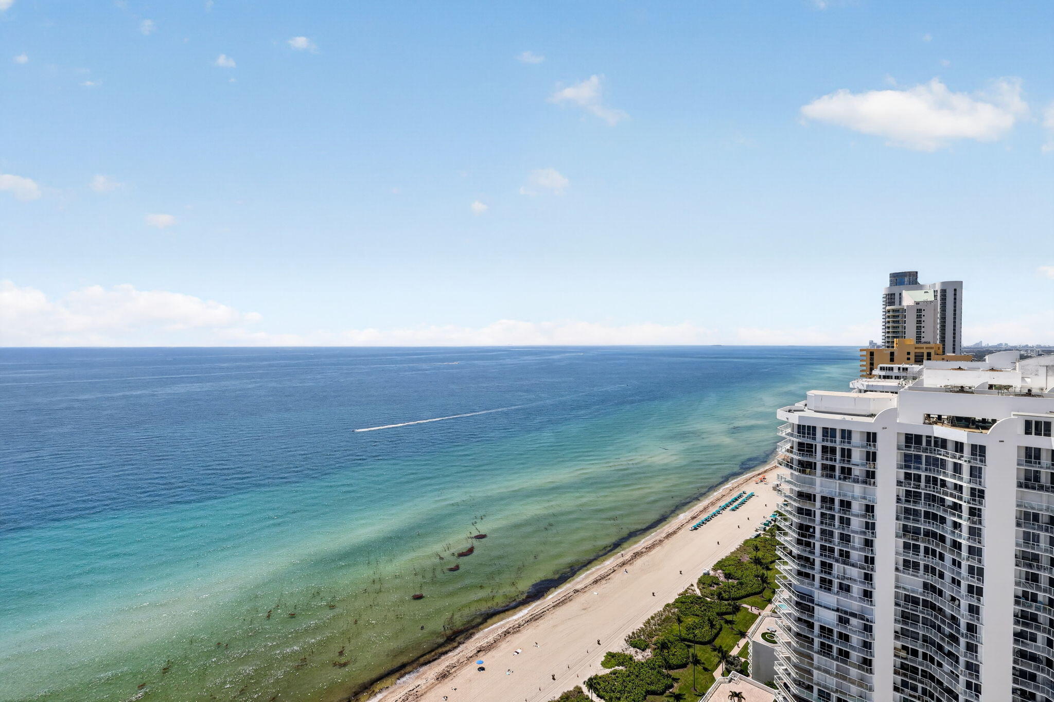 16699 Collins Avenue 3509 Property Photo 4