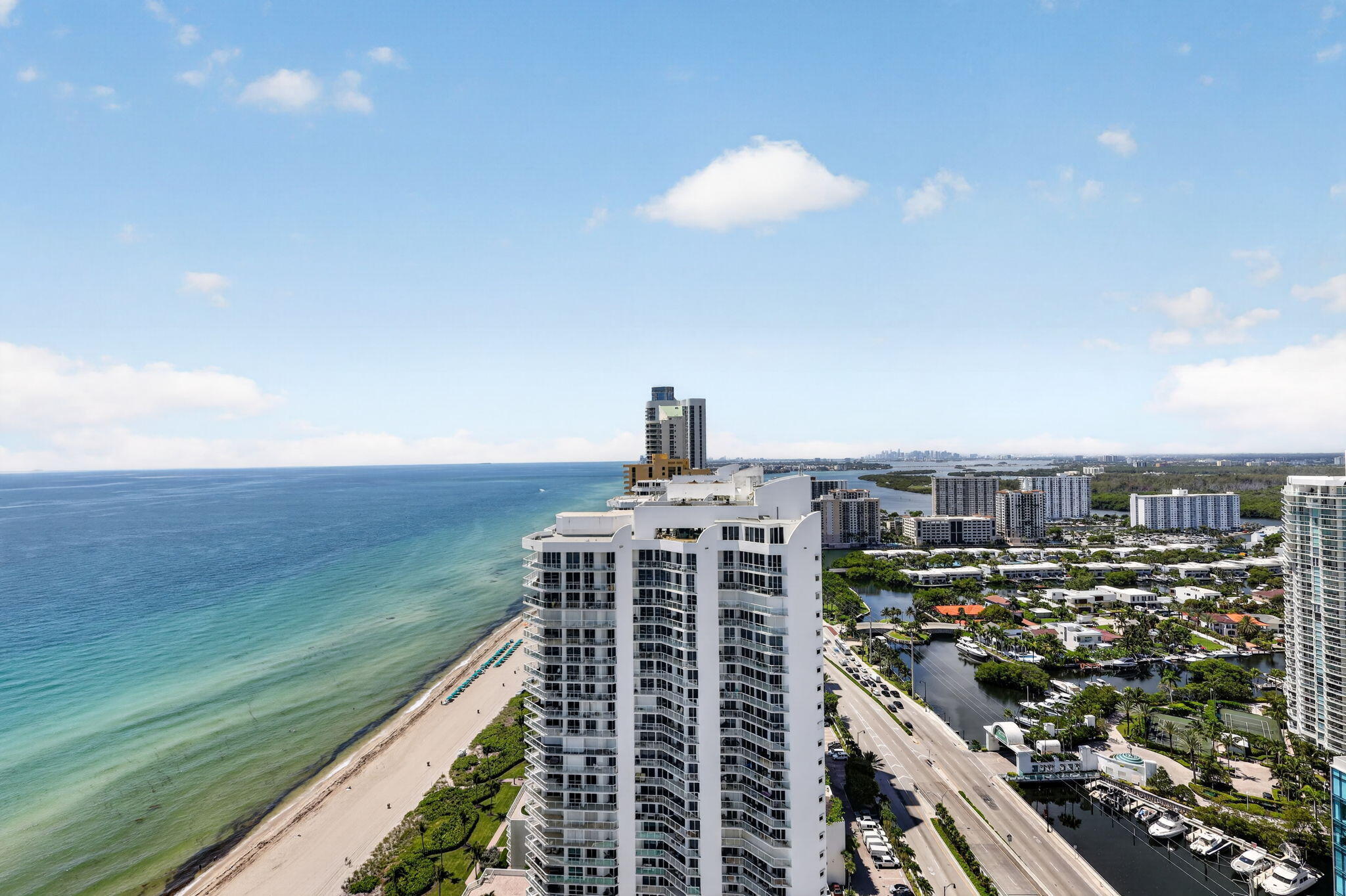 16699 Collins Avenue 3509 Property Photo 5