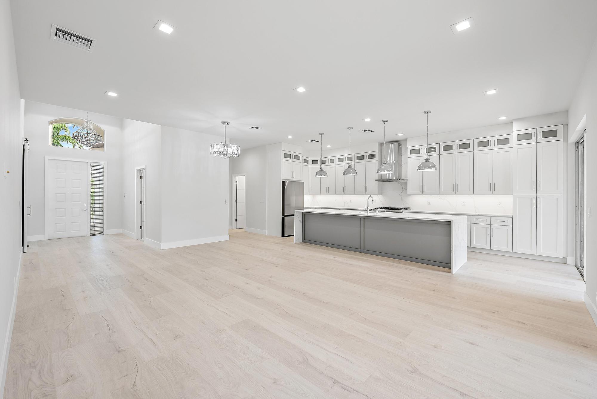 10918 Grande Boulevard Property Photo 8