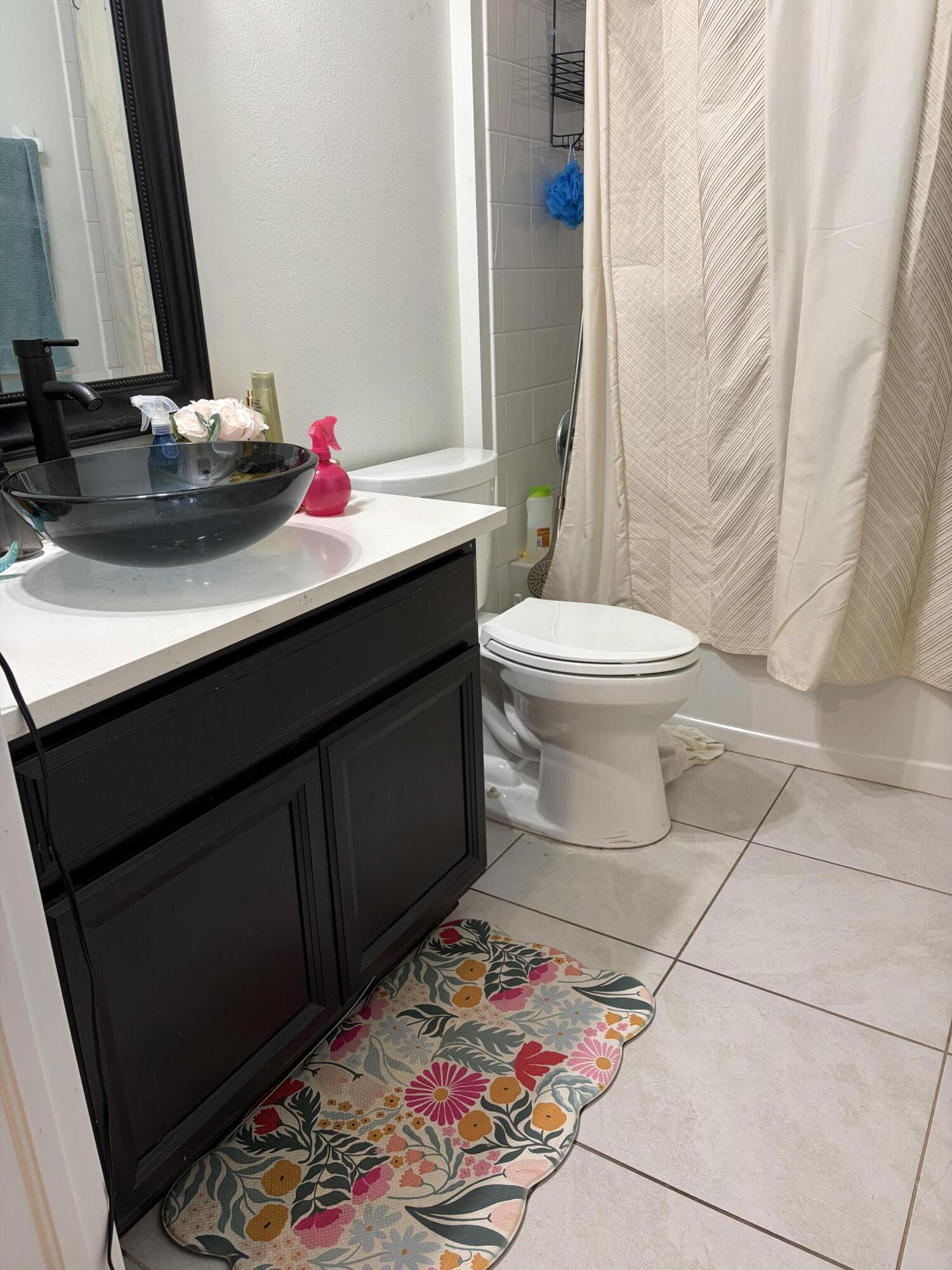 5250 Oakland Lake Circle Property Photo 8