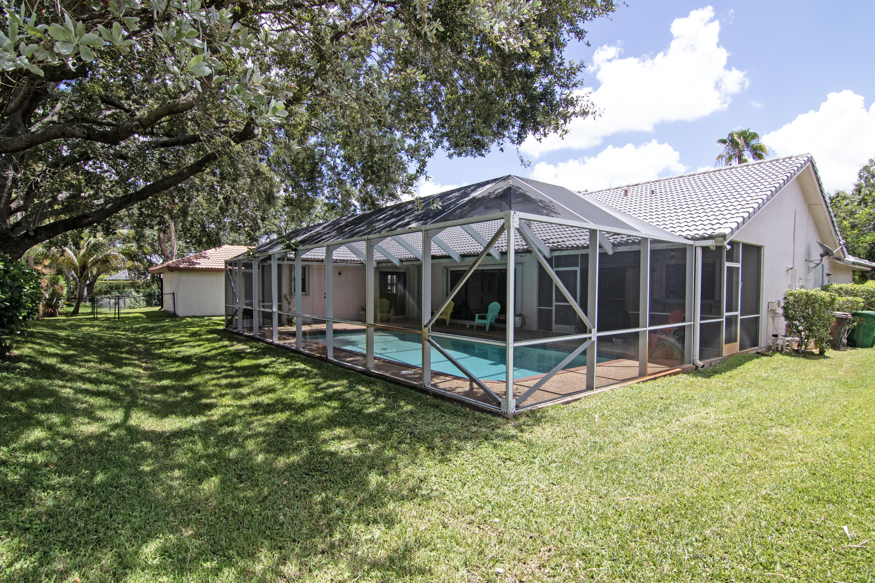 11929 Nw 2nd Manor Property Photo 32