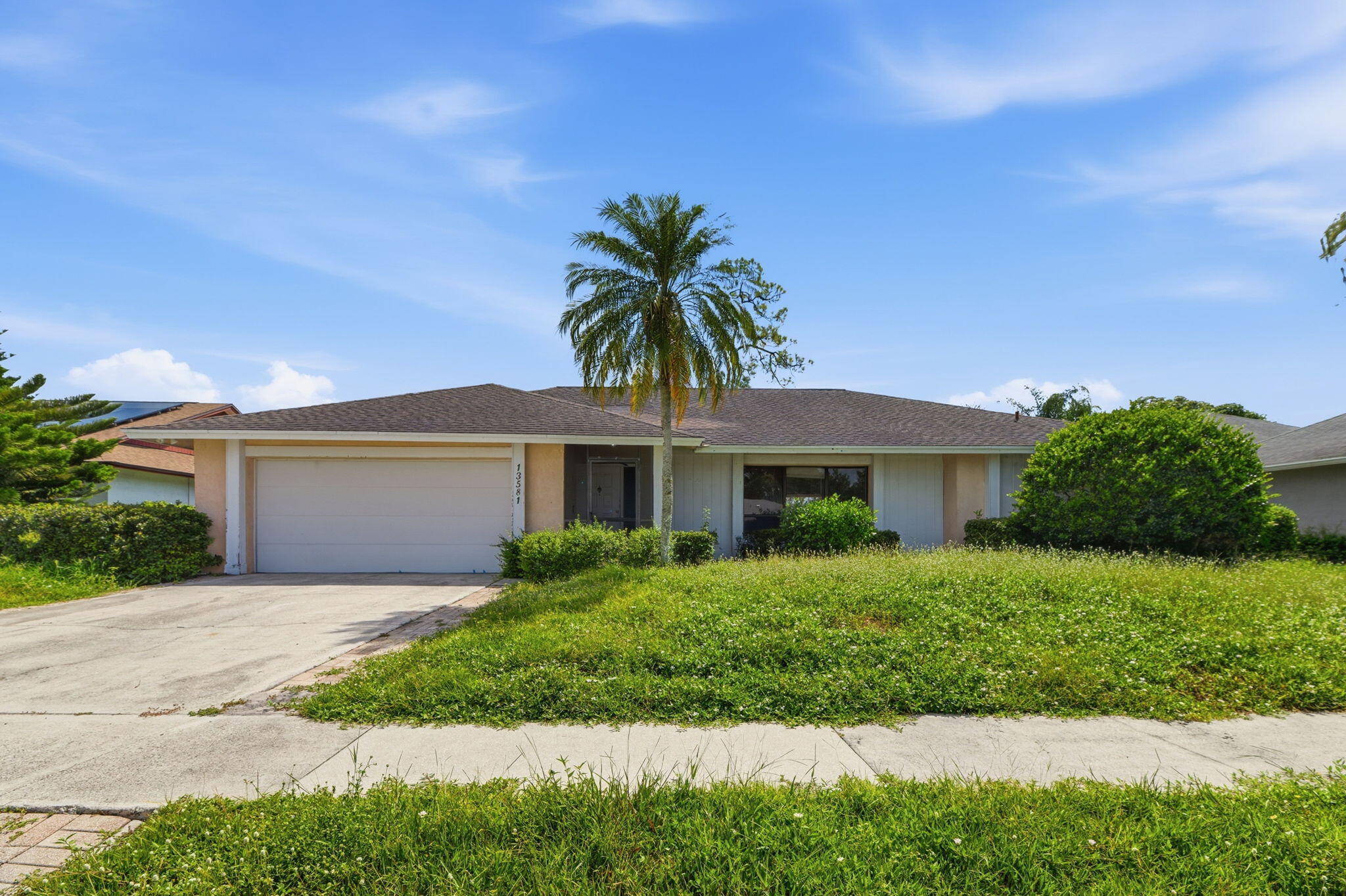 13581 Columbine Avenue Property Photo 1