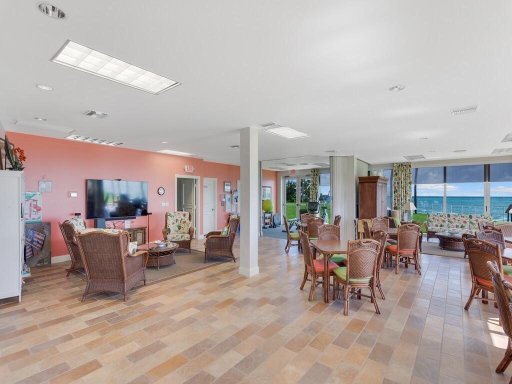 3554 Ocean Drive 501s Property Photo 31