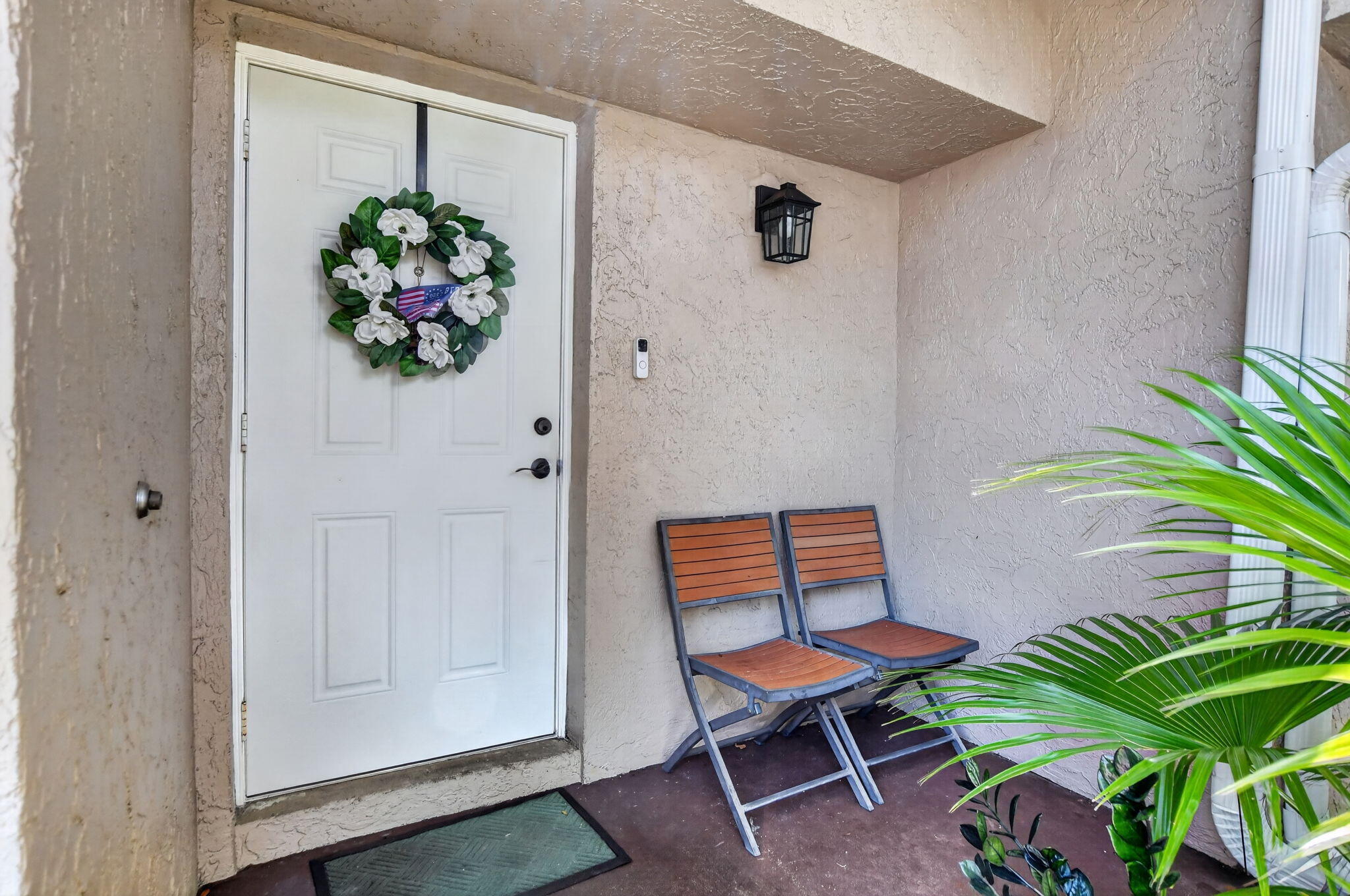 2260 Discovery Circle W Property Photo 2