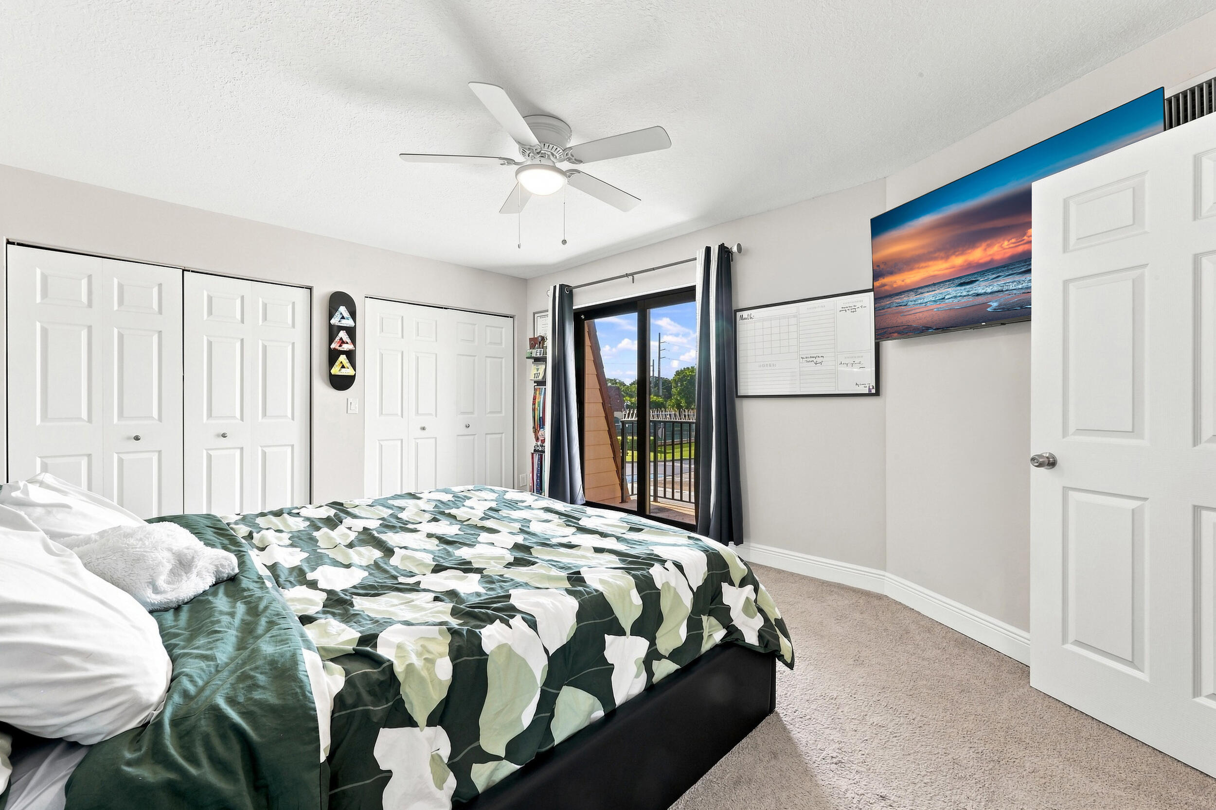 4165 Turnberry Circle 24 Property Photo 10
