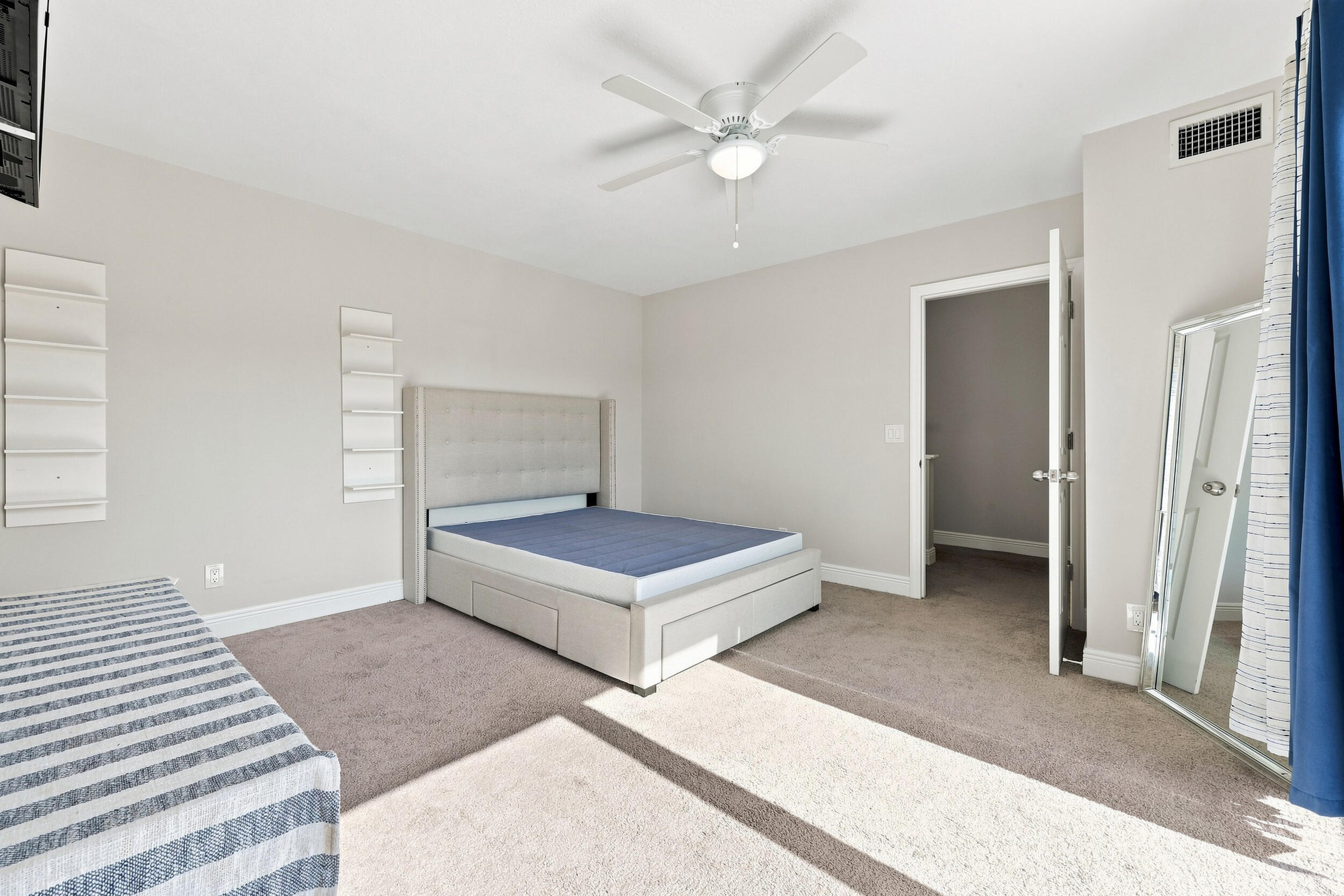 4165 Turnberry Circle 24 Property Photo 13