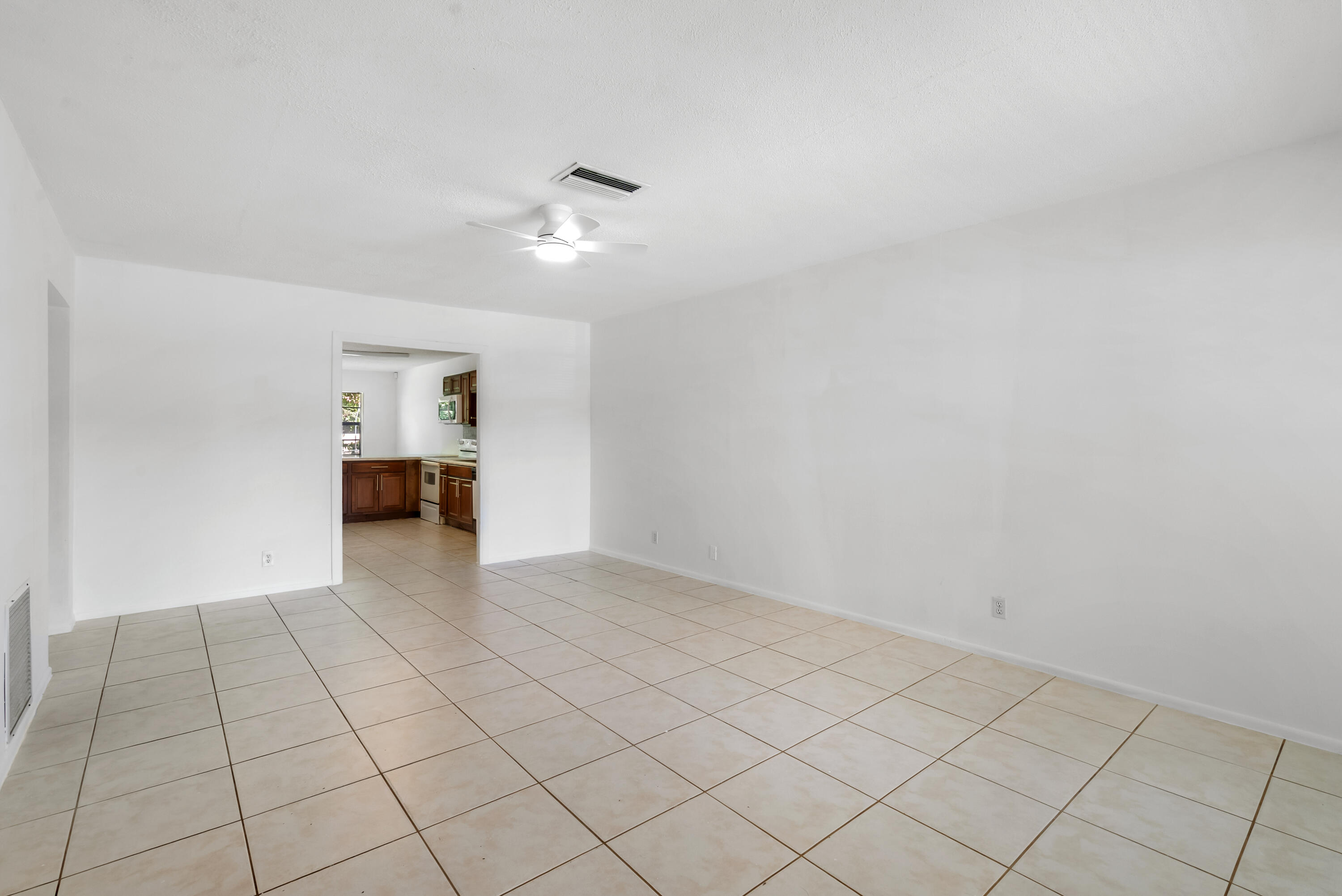 4108 Nw 79th Avenue 1 Property Photo 7