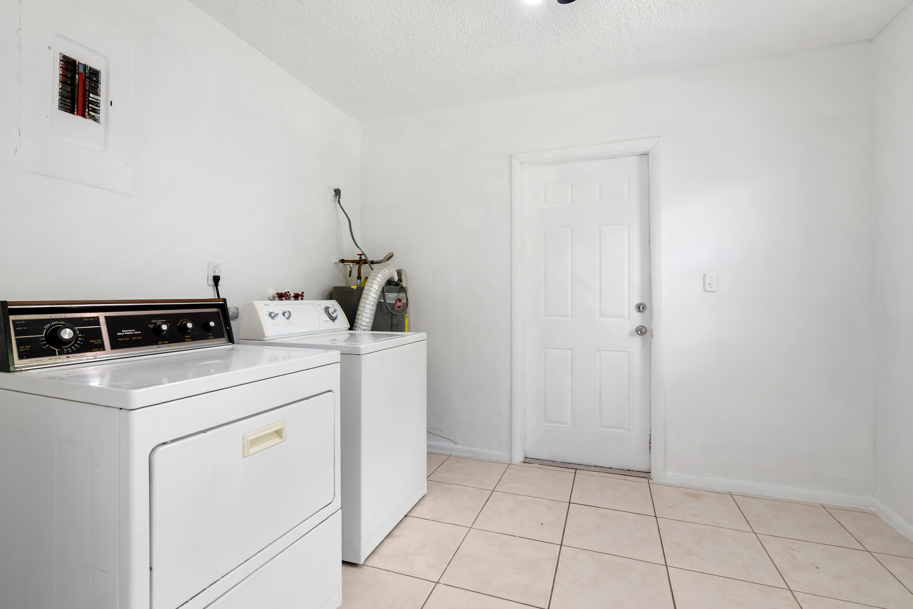 4108 Nw 79th Avenue 1 Property Photo 15