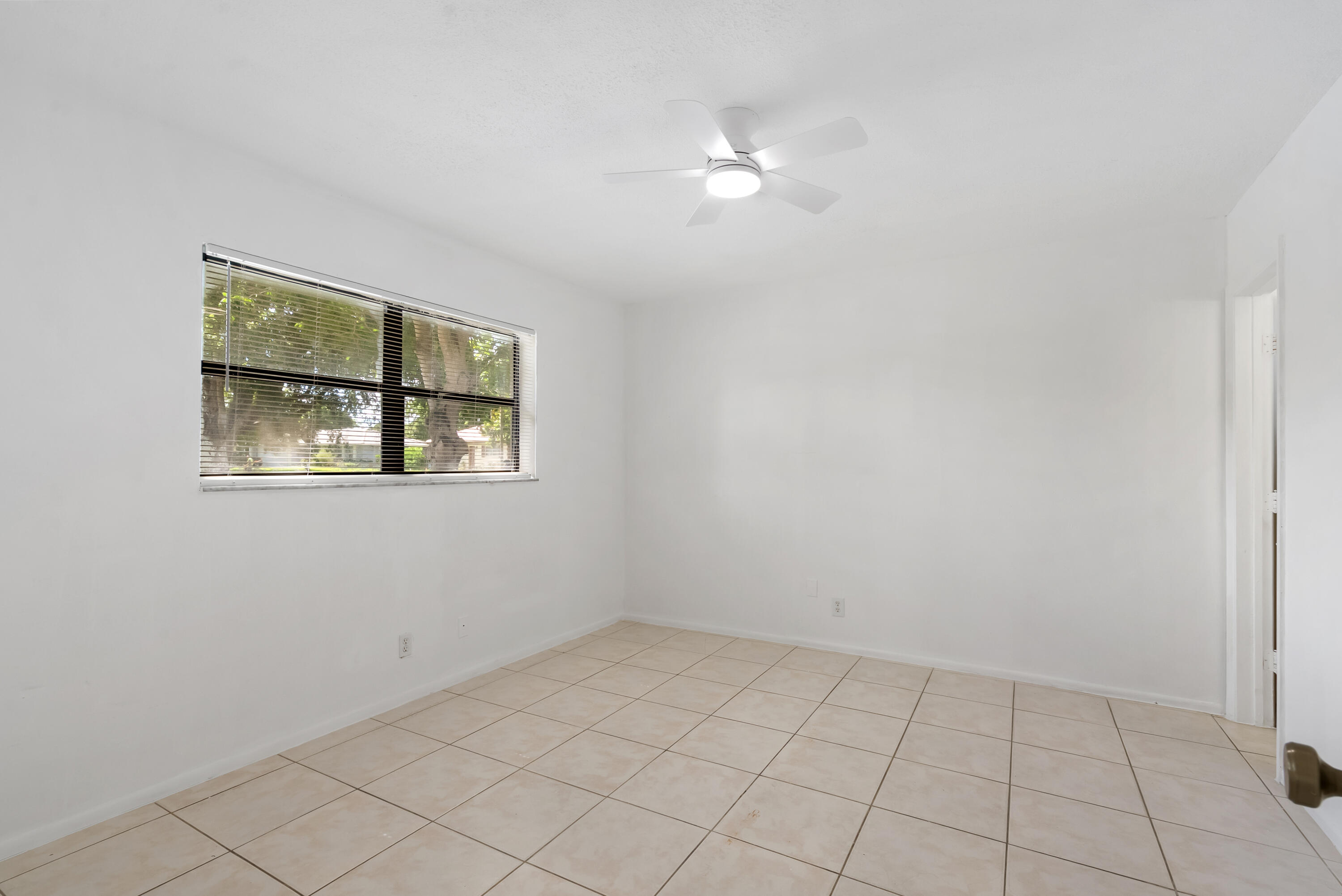 4108 Nw 79th Avenue 1 Property Photo 17