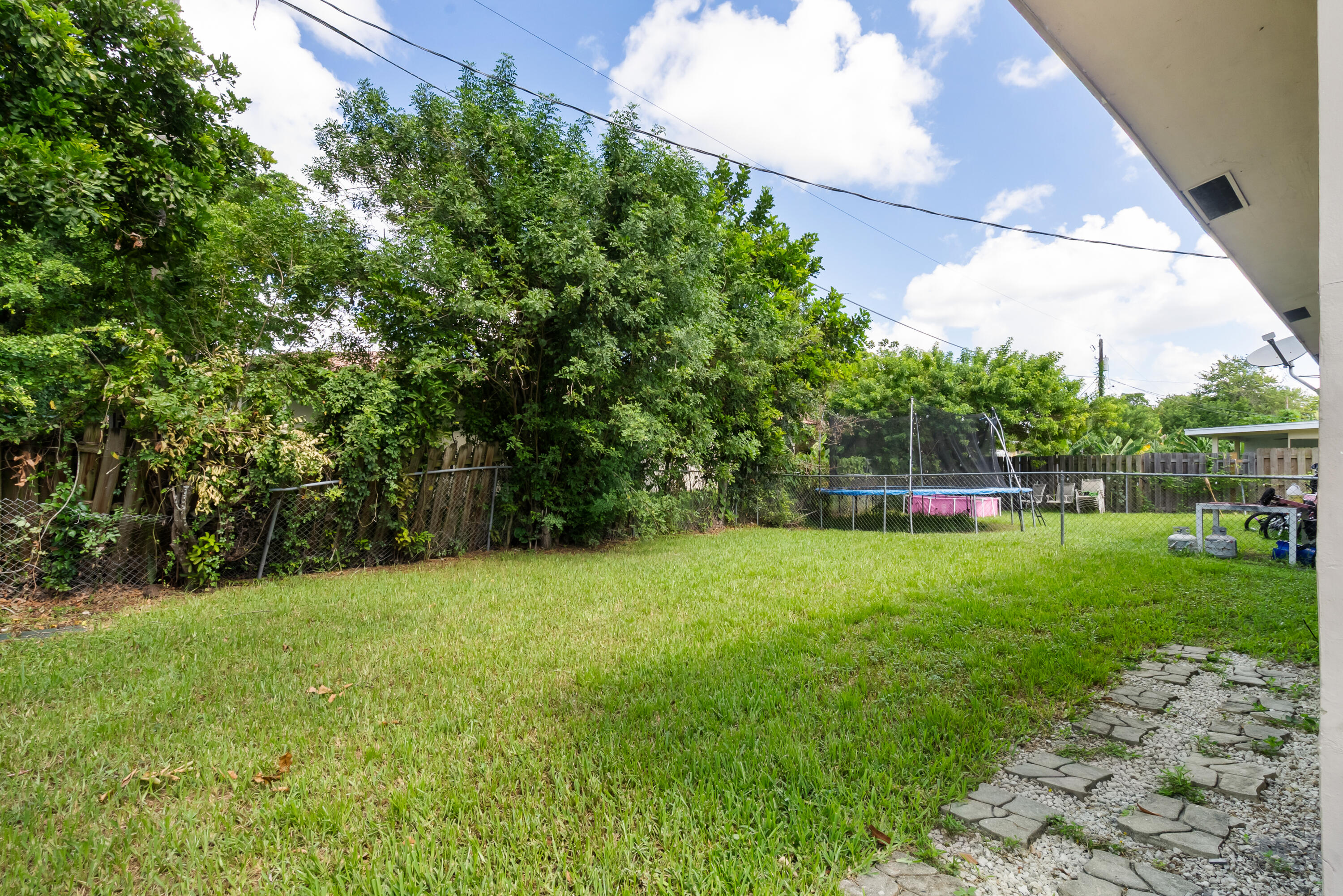 4108 Nw 79th Avenue 1 Property Photo 24