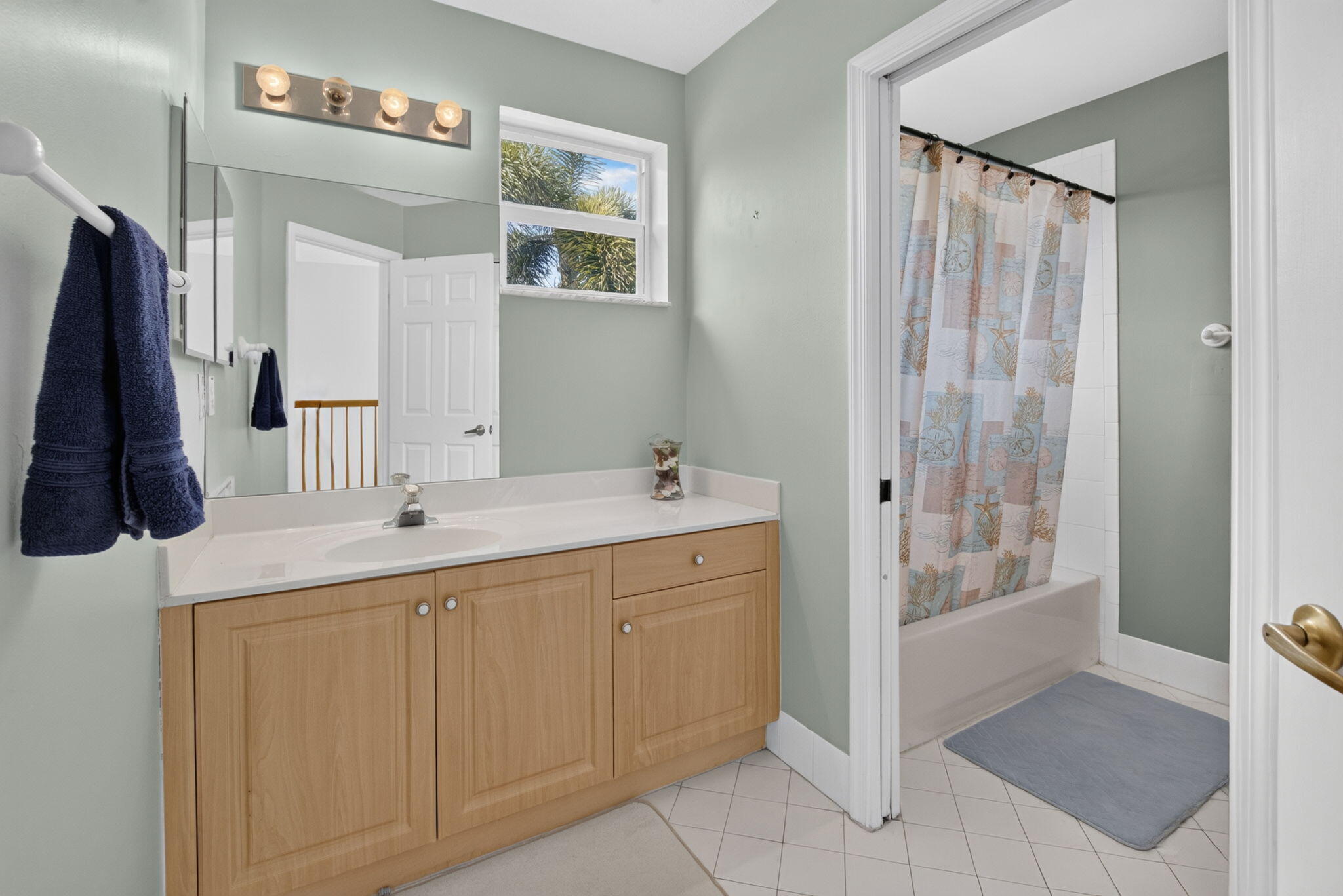 7541 Downwinds Lane Property Photo 18