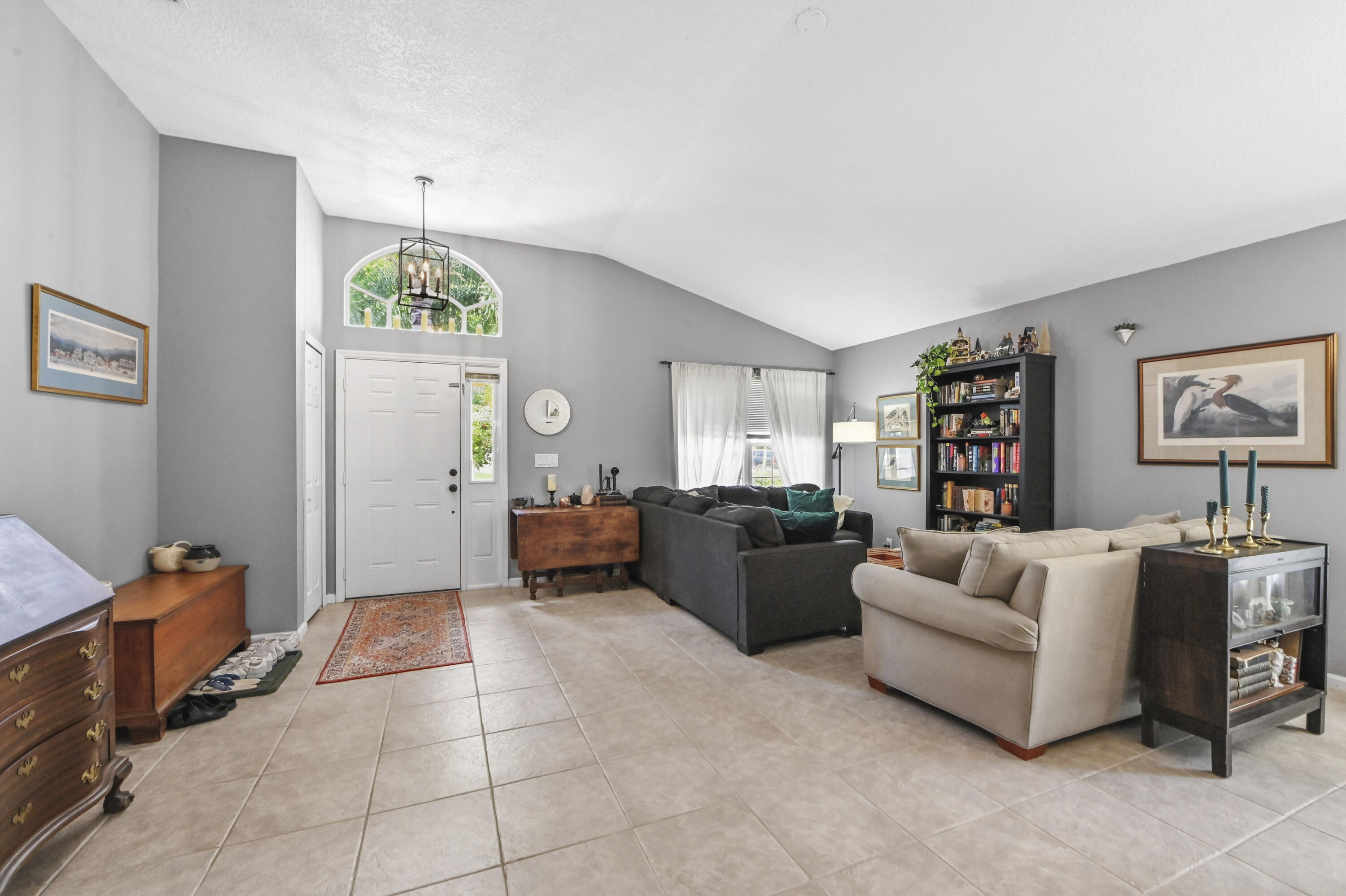2203 Soundings Court Property Photo 8