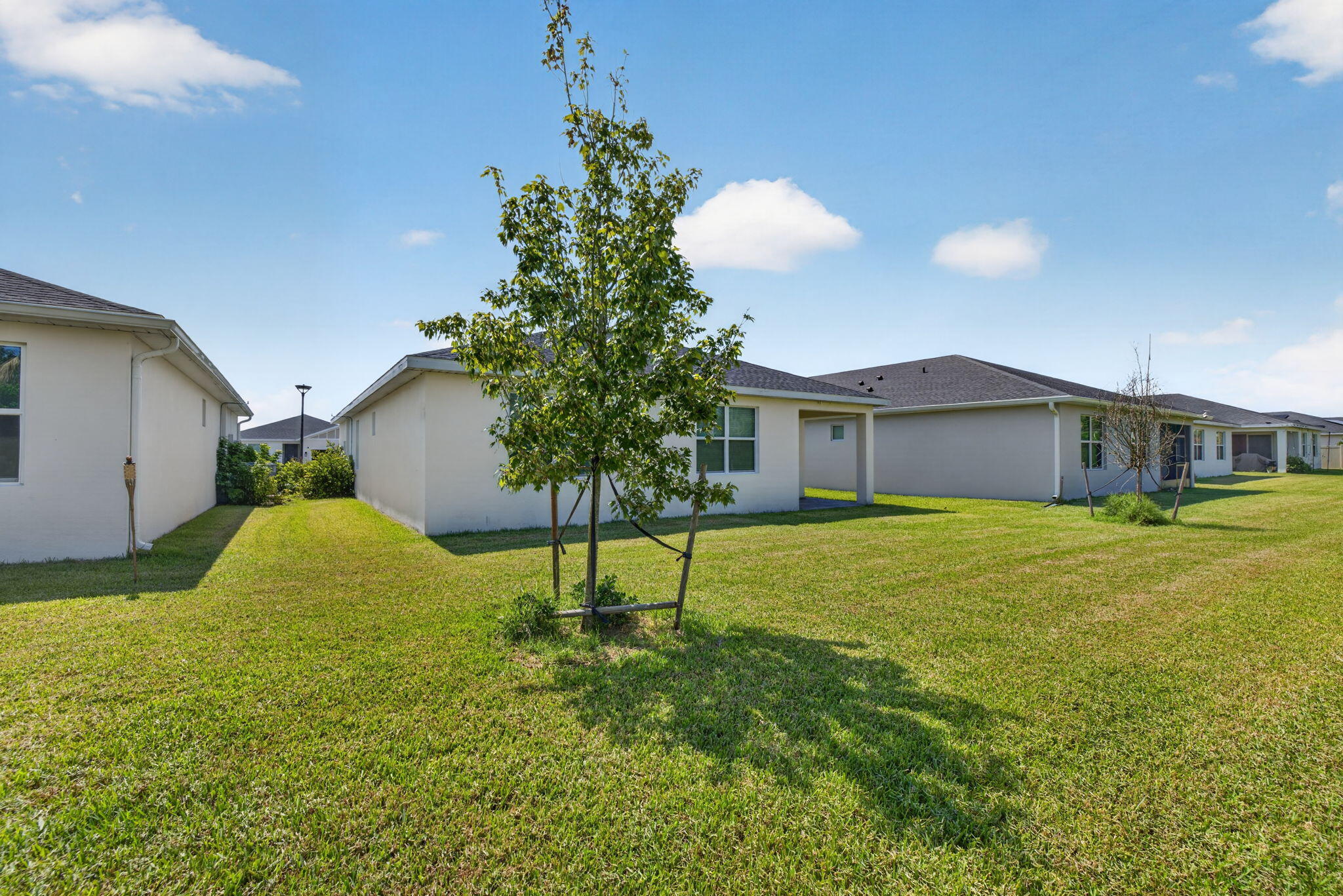 8666 Dahlia Circle Property Photo 36