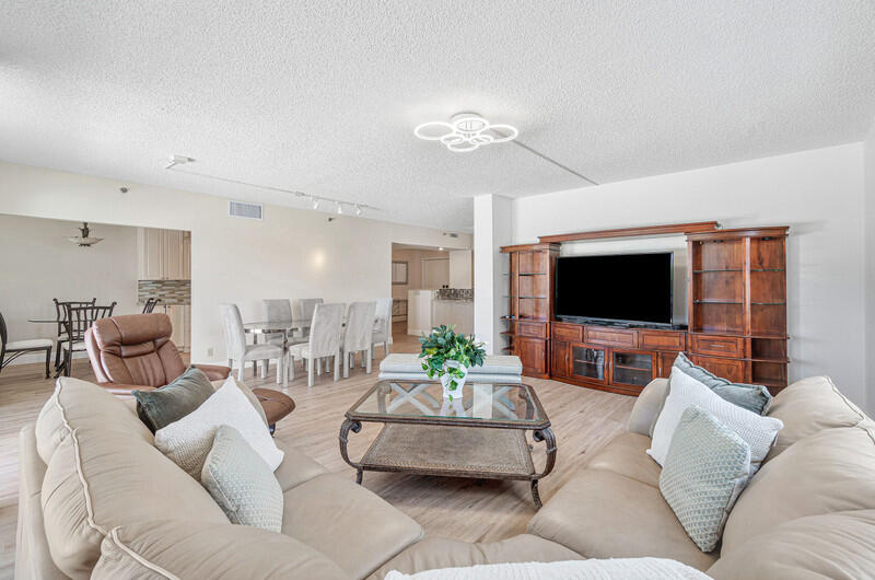 4748 S Ocean Boulevard 2a Property Photo 9