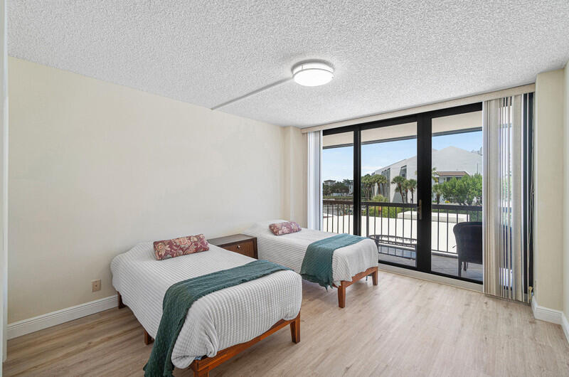 4748 S Ocean Boulevard 2a Property Photo 20