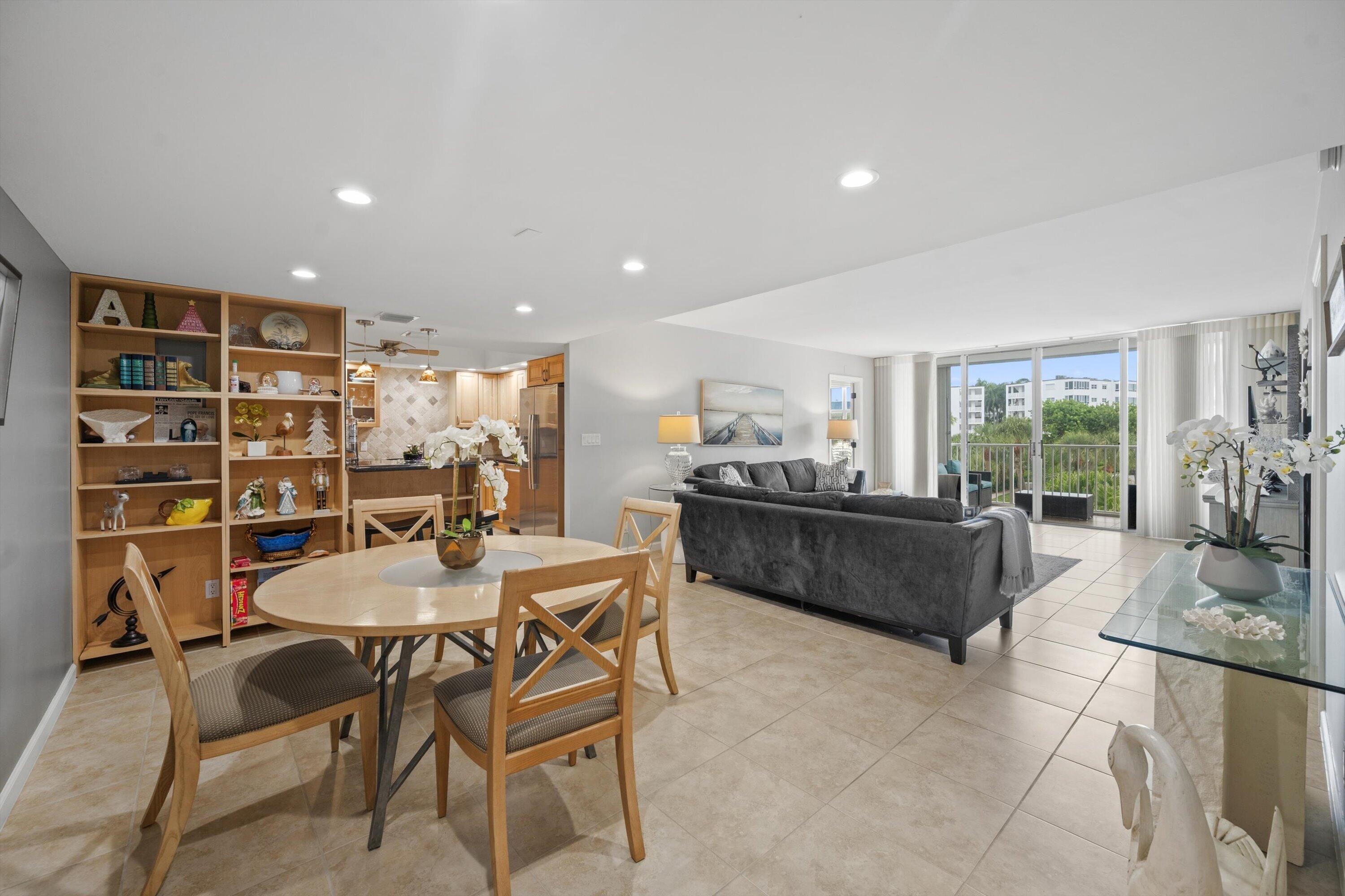 2860 S Ocean Boulevard 316 Property Photo 1