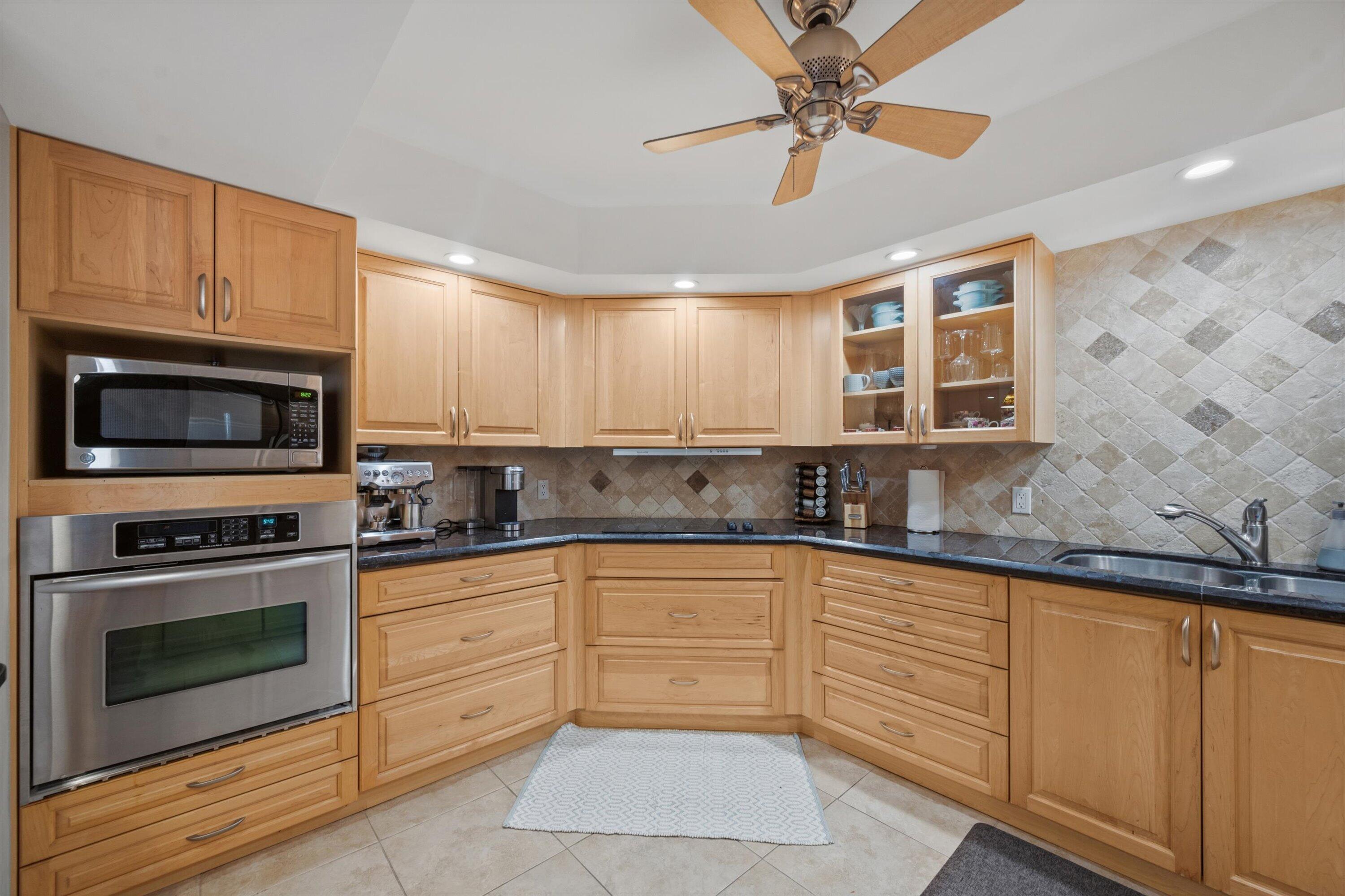 2860 S Ocean Boulevard 316 Property Photo 11
