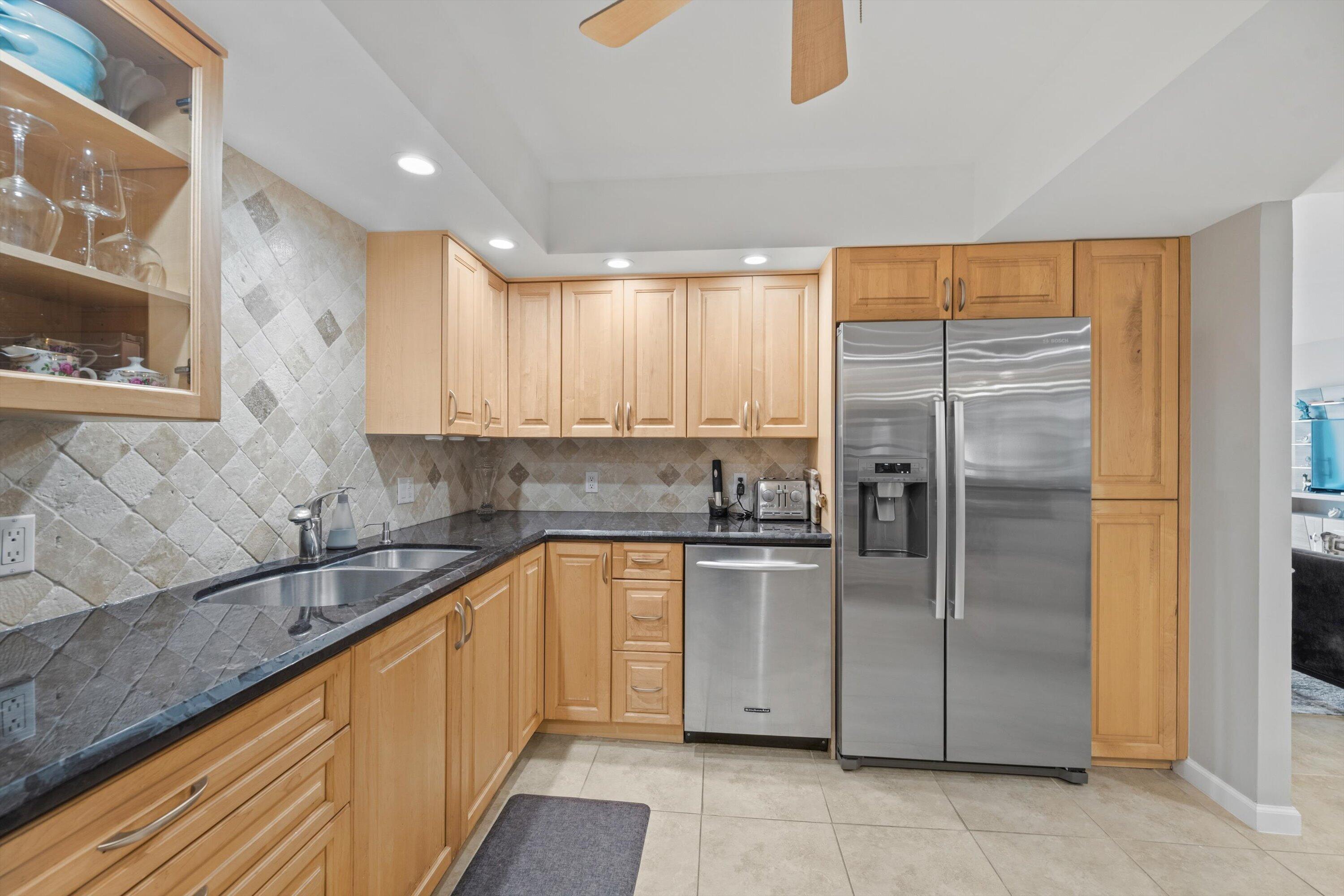 2860 S Ocean Boulevard 316 Property Photo 14