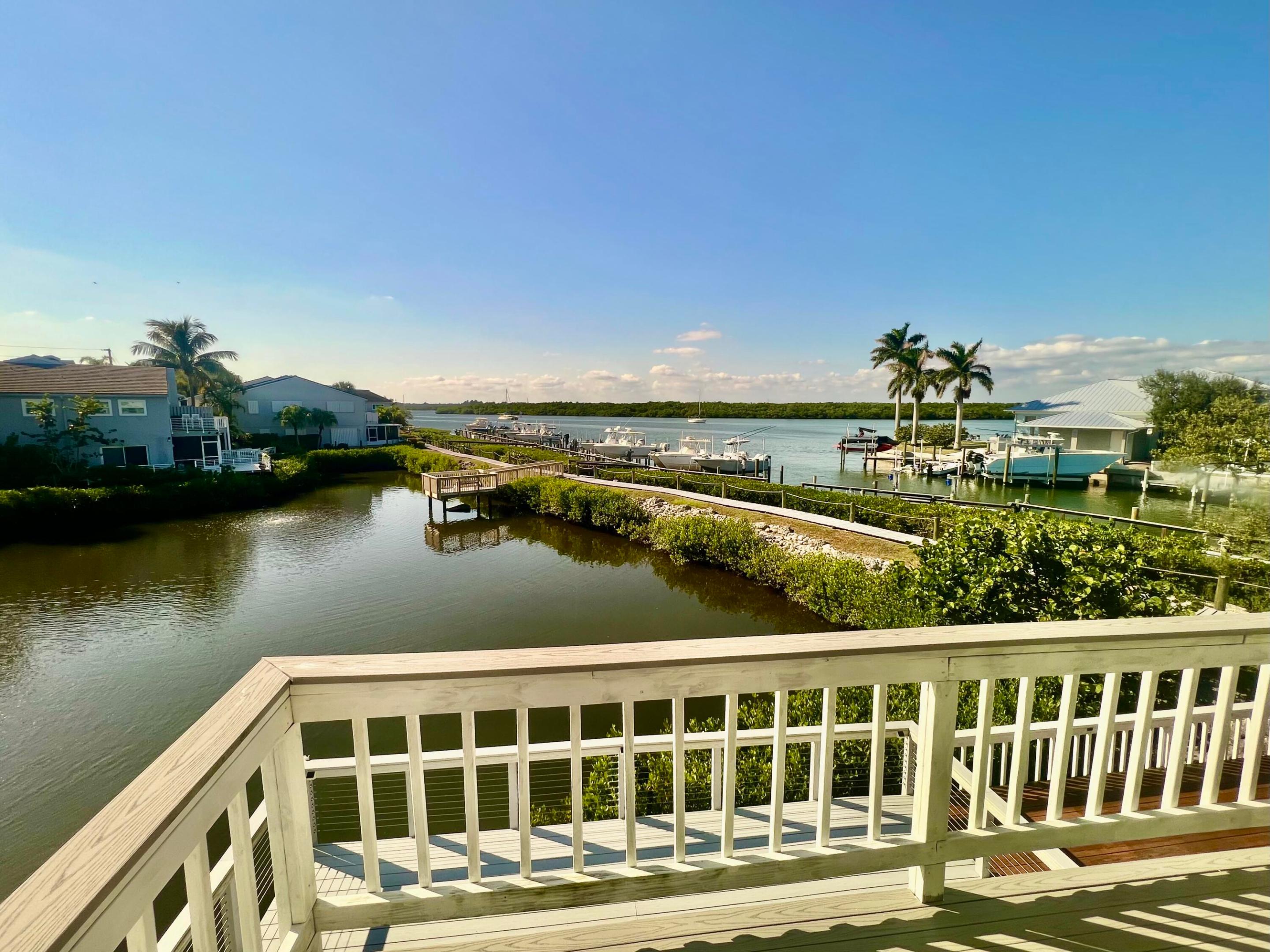 2486 Harbour Cove Drive Property Photo 6