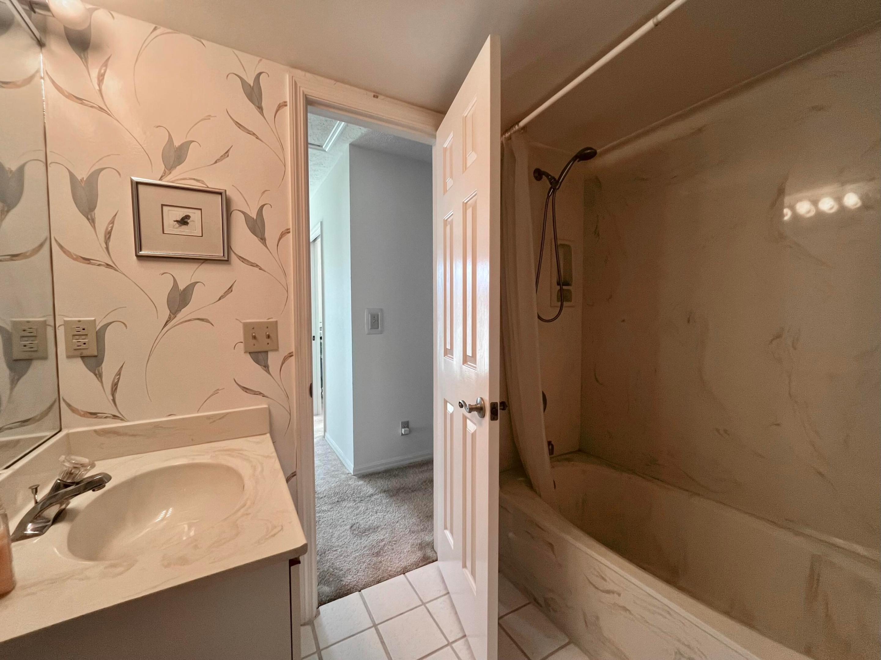 2486 Harbour Cove Drive Property Photo 13