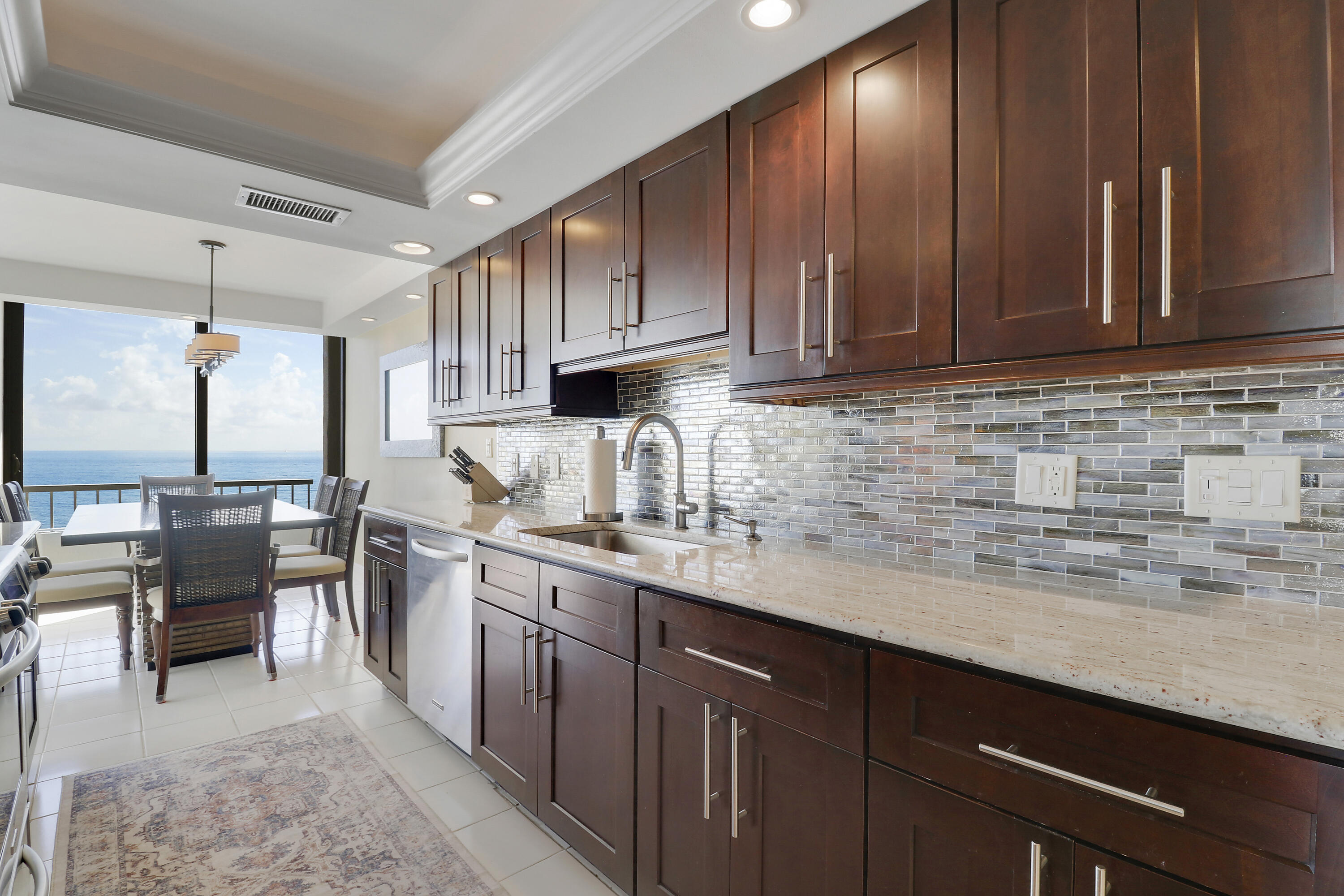 5510 N Ocean Drive 4c Property Photo 10