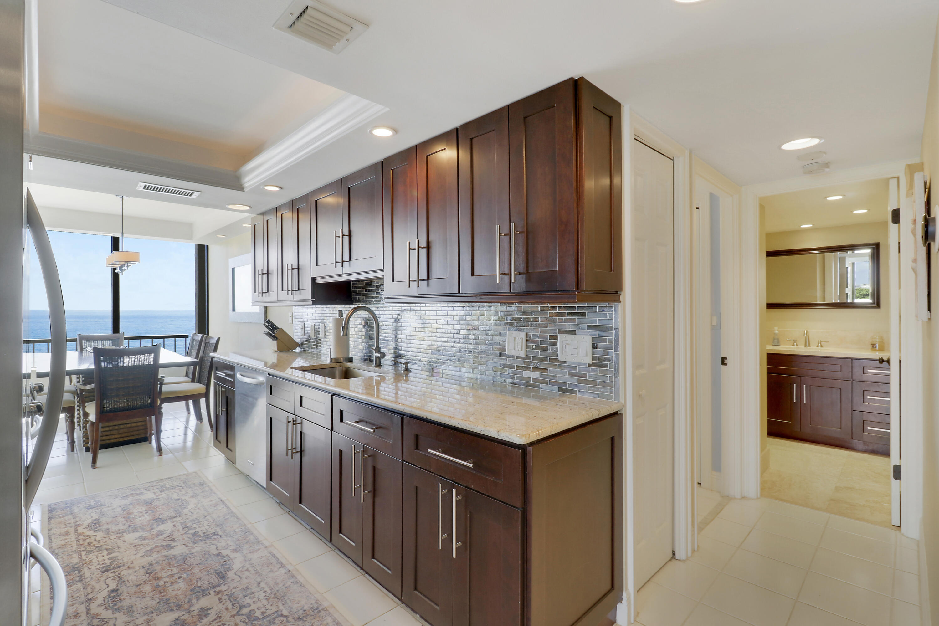 5510 N Ocean Drive 4c Property Photo 12