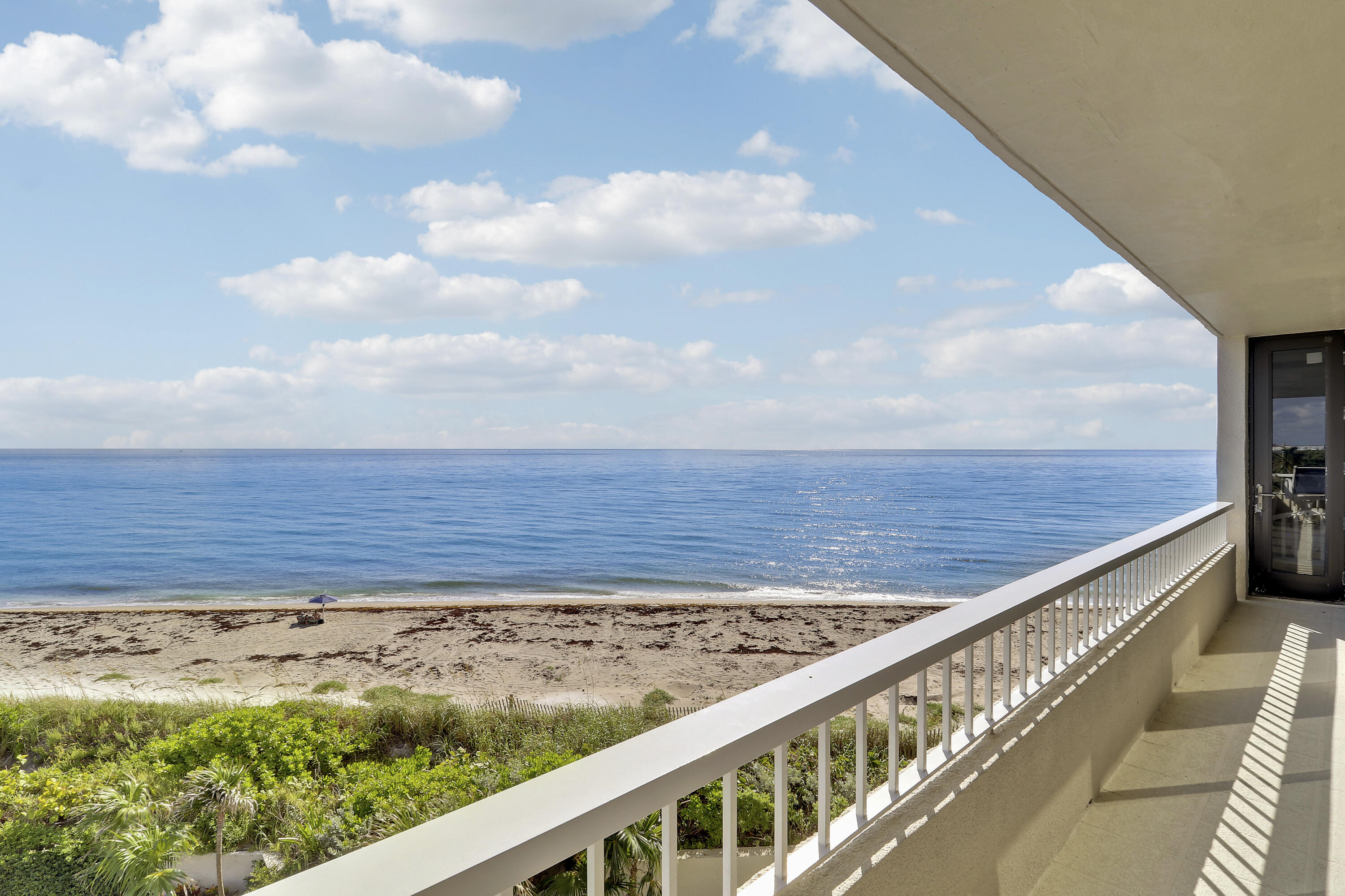 5510 N Ocean Drive 4c Property Photo 26