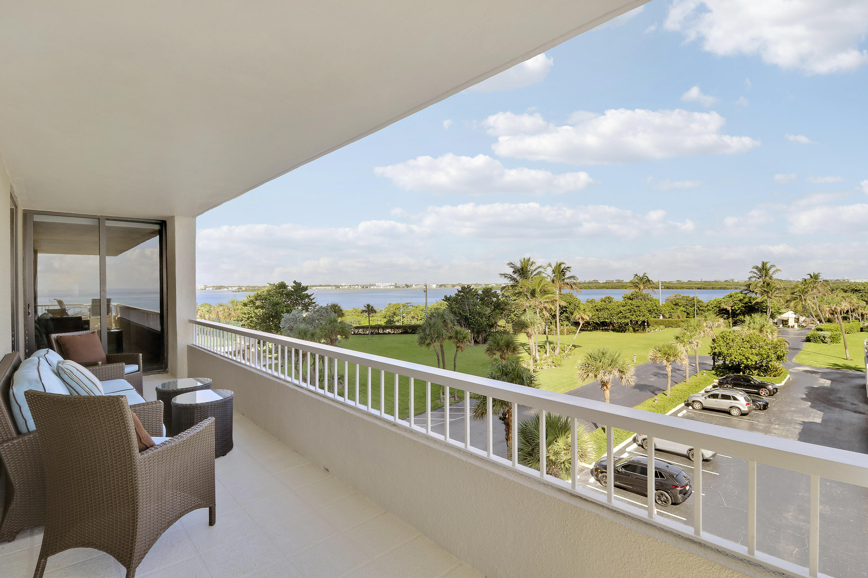 5510 N Ocean Drive 4c Property Photo 27