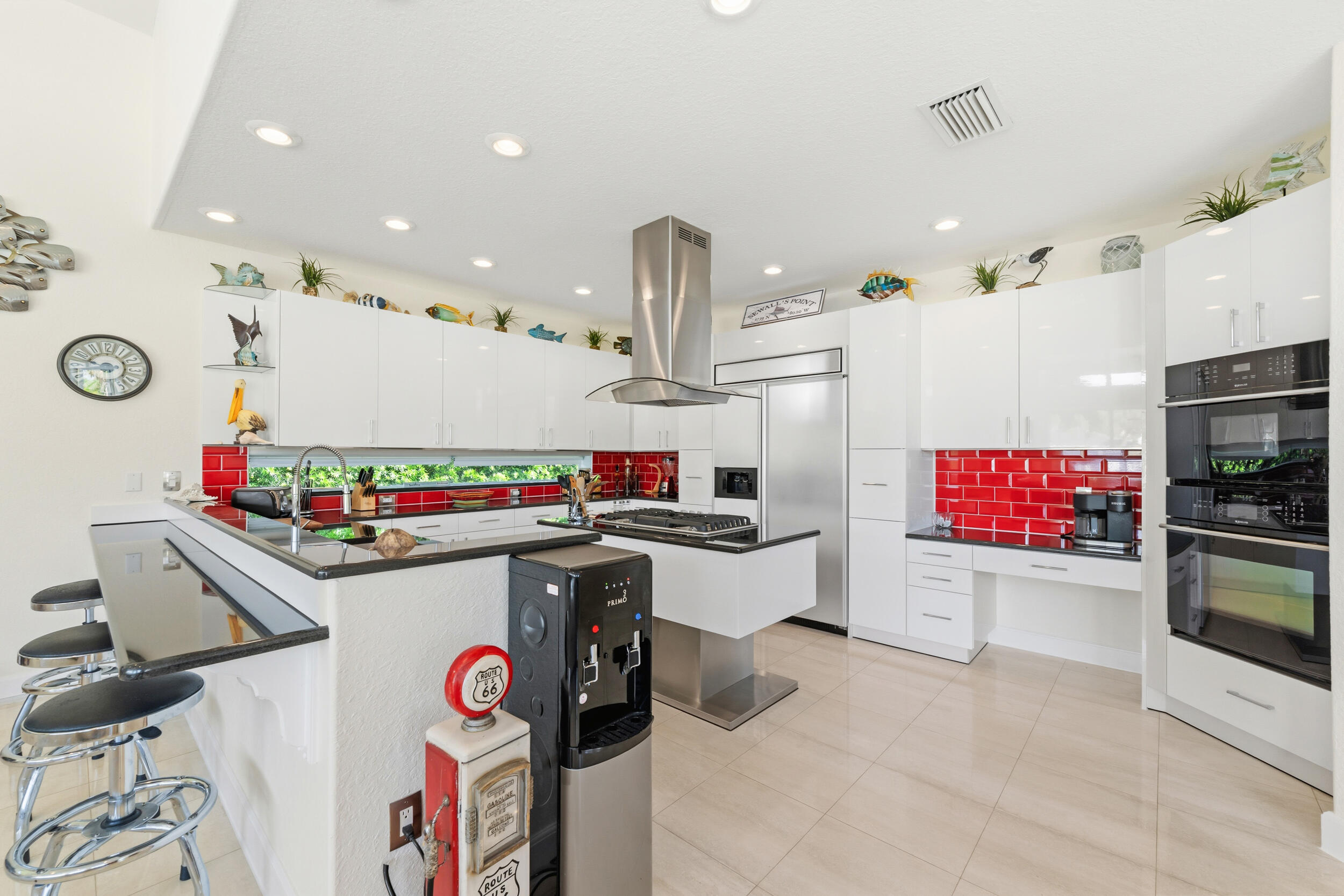 9 Island Road Property Photo 15