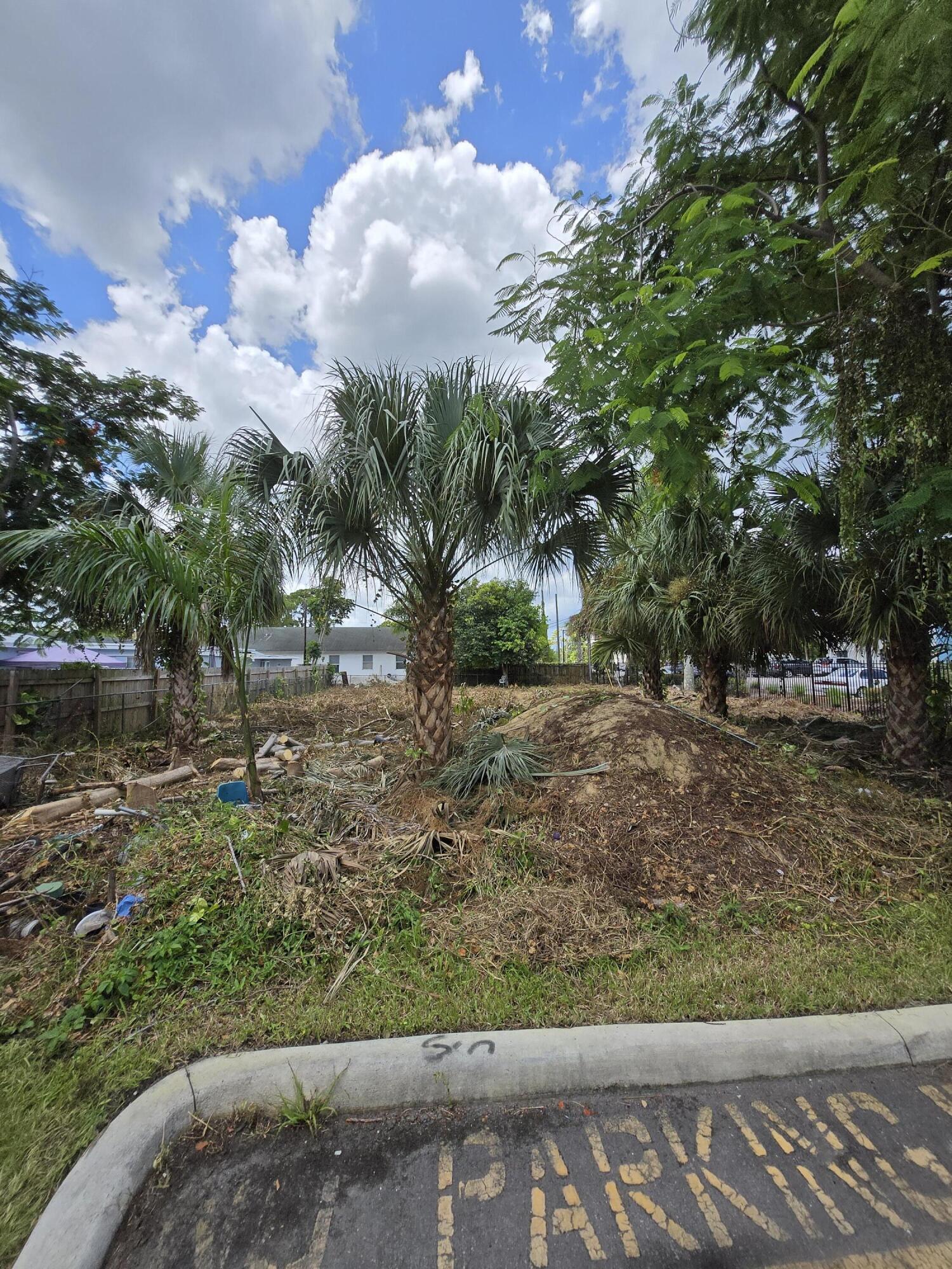 Xxx Patio Court Property Photo 4