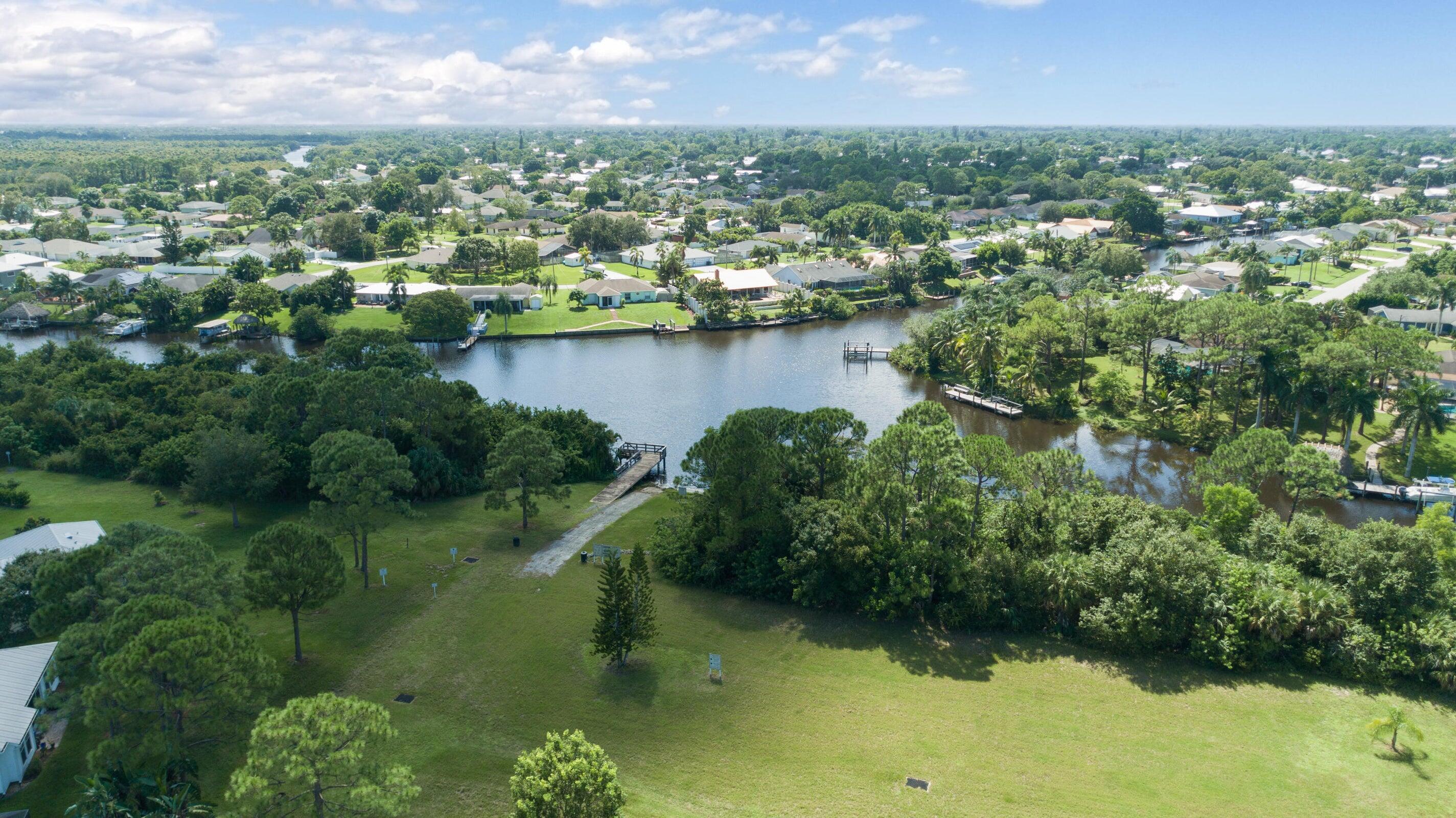 532 Ne Canoe Park Circle Property Photo 42