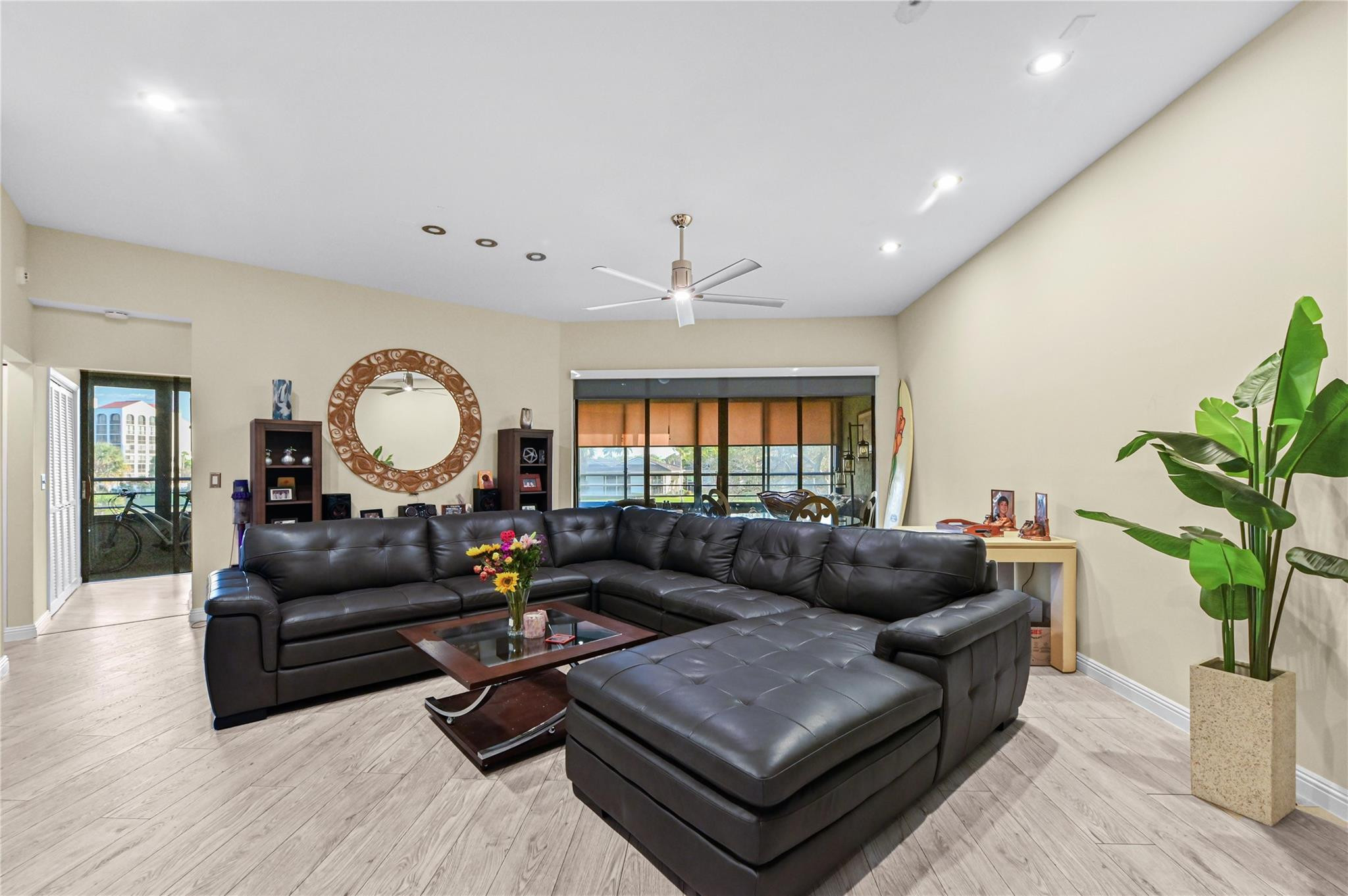 7520 La Paz Boulevard 306 Property Photo 6