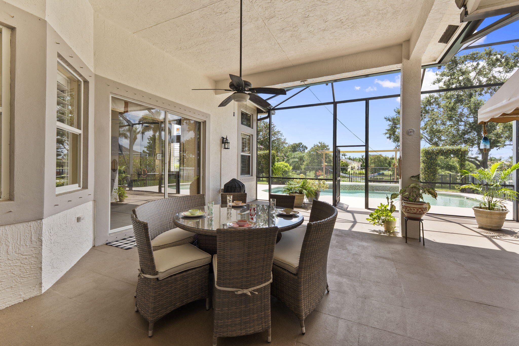 2182 Sw Dove Canyon Way Property Photo 4
