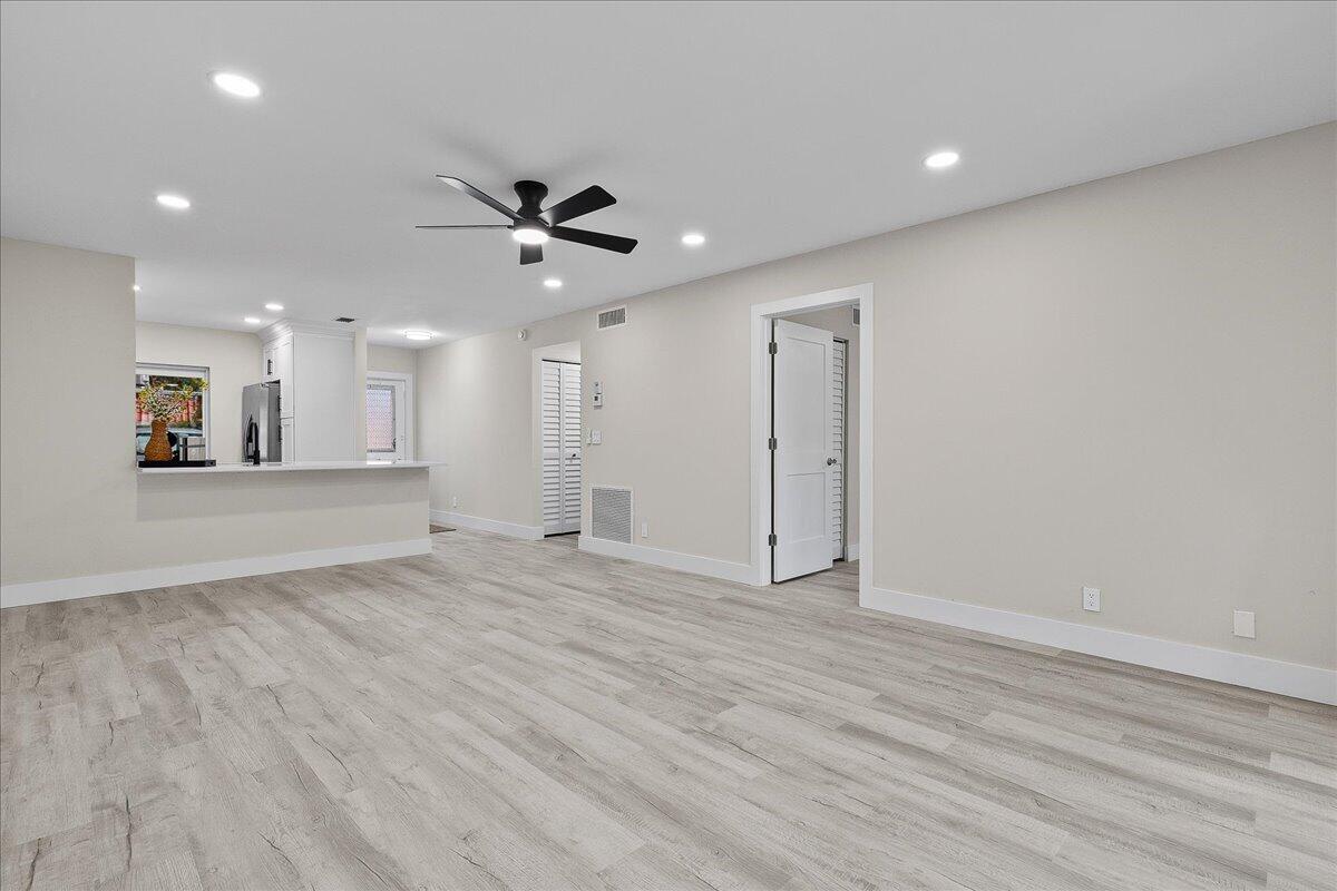 742 Nantucket Circle Property Photo 7