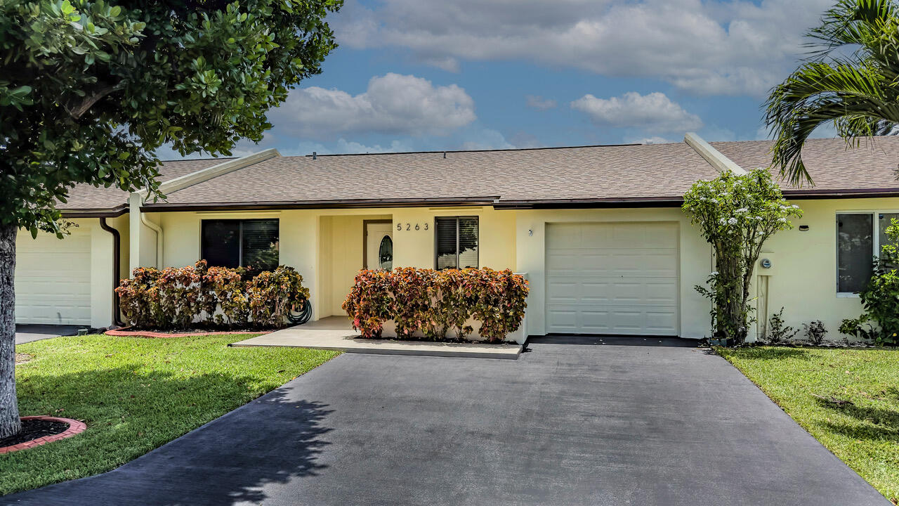 5263 Copperleaf Circle Property Photo 2