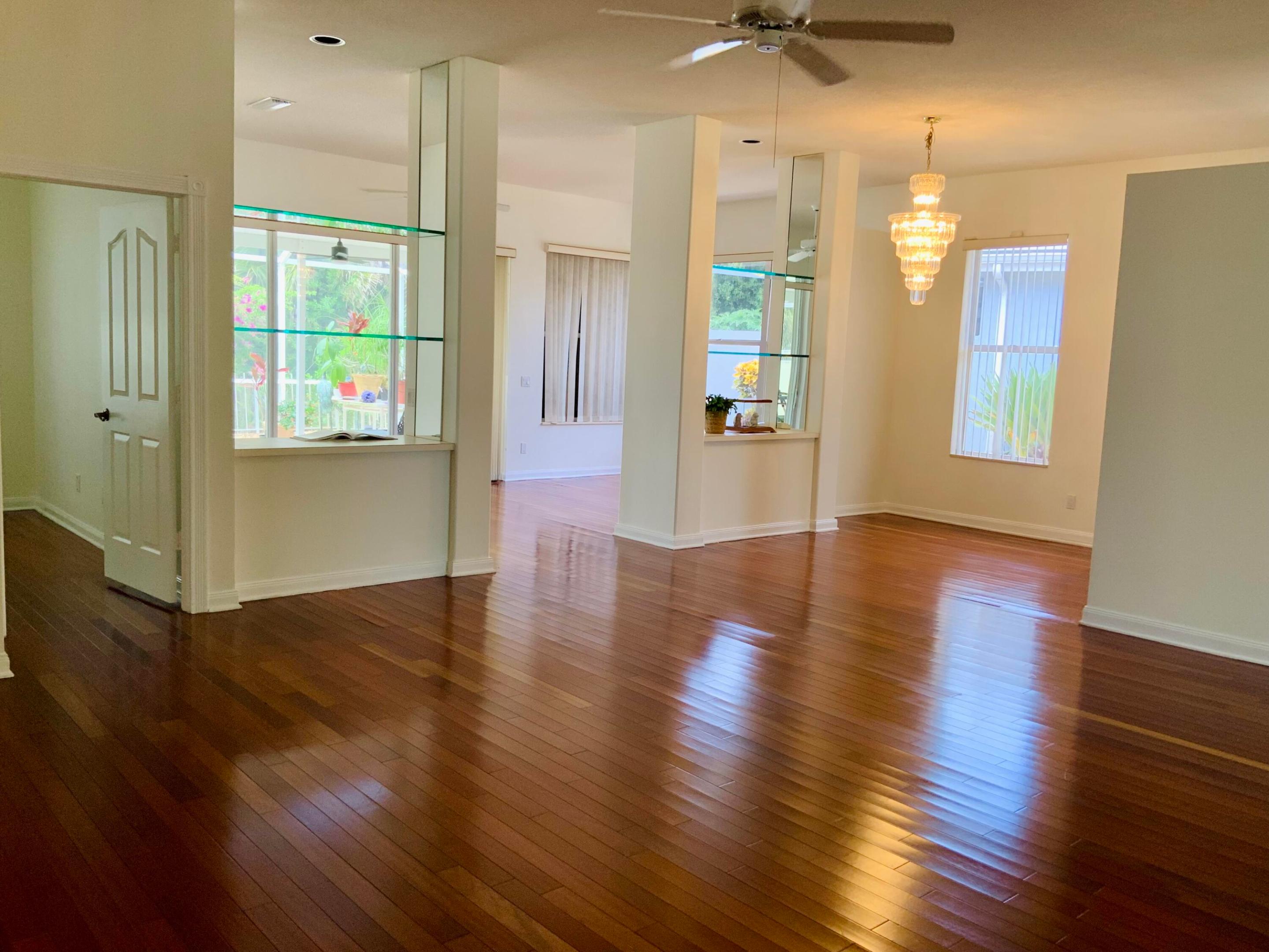 7564 Se Bay Cedar Circle Property Photo 2