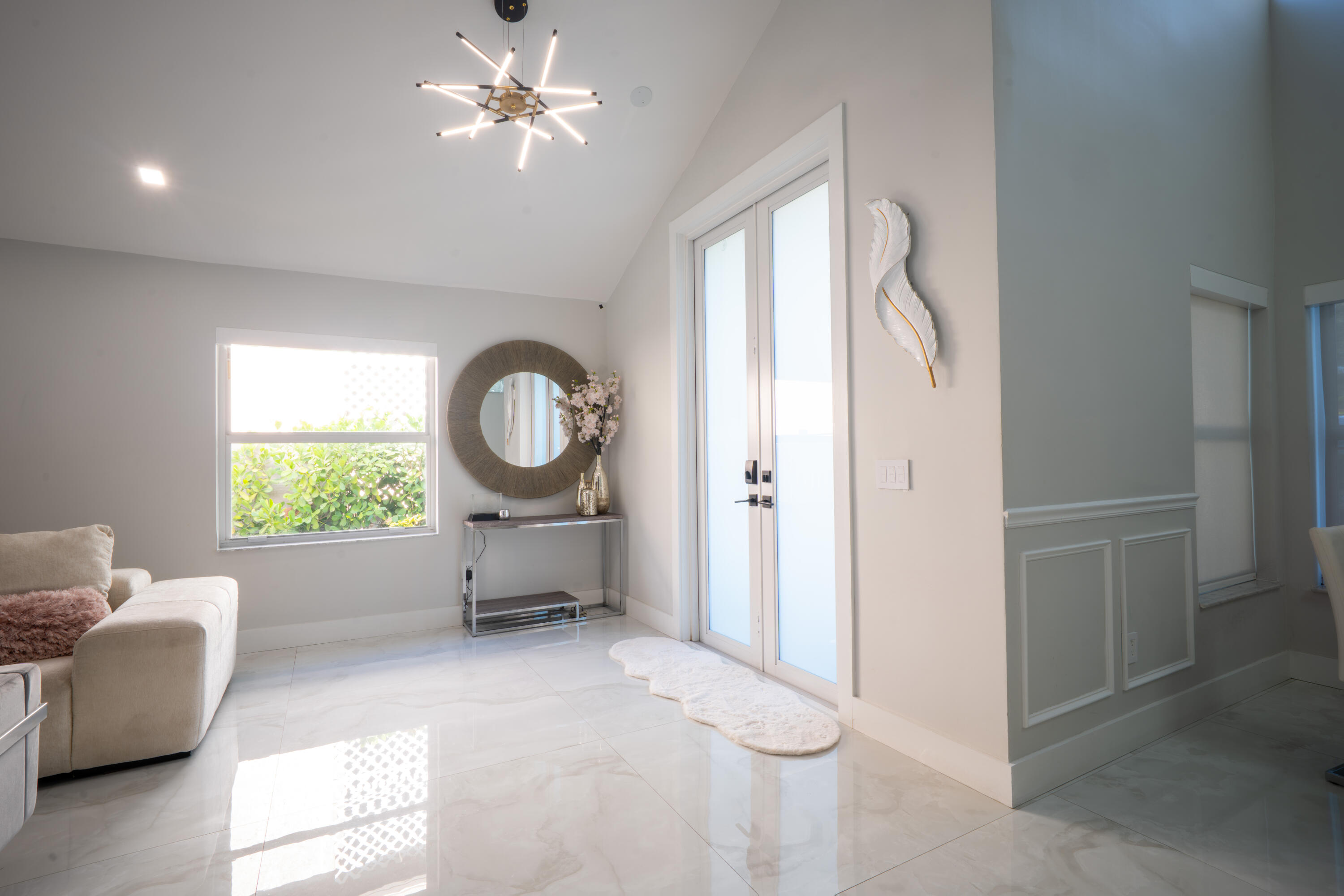 10438 Buena Ventura Drive Property Photo 8