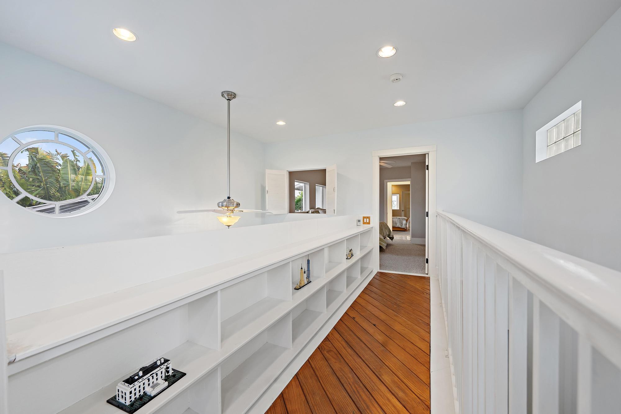 1121 Fairview Lane Property Photo 41