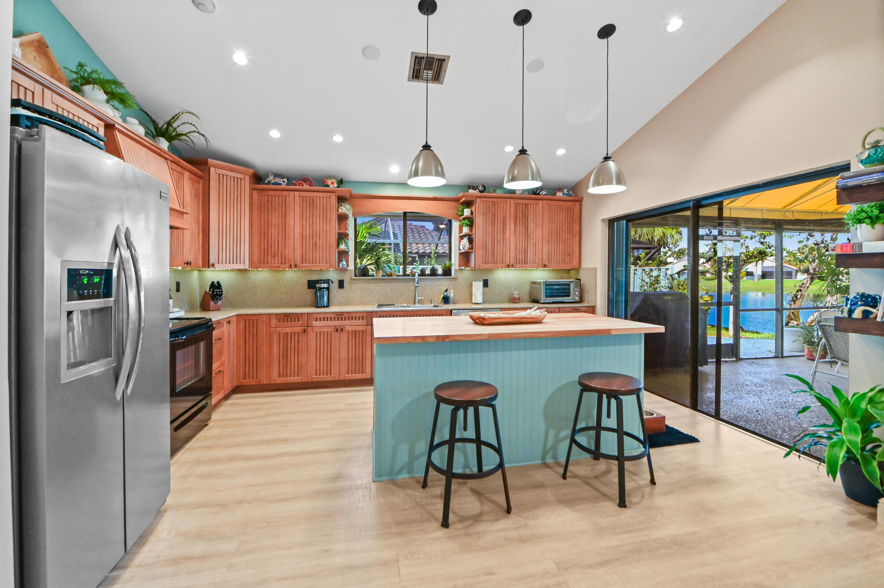 108 Executive Circle Property Photo 11