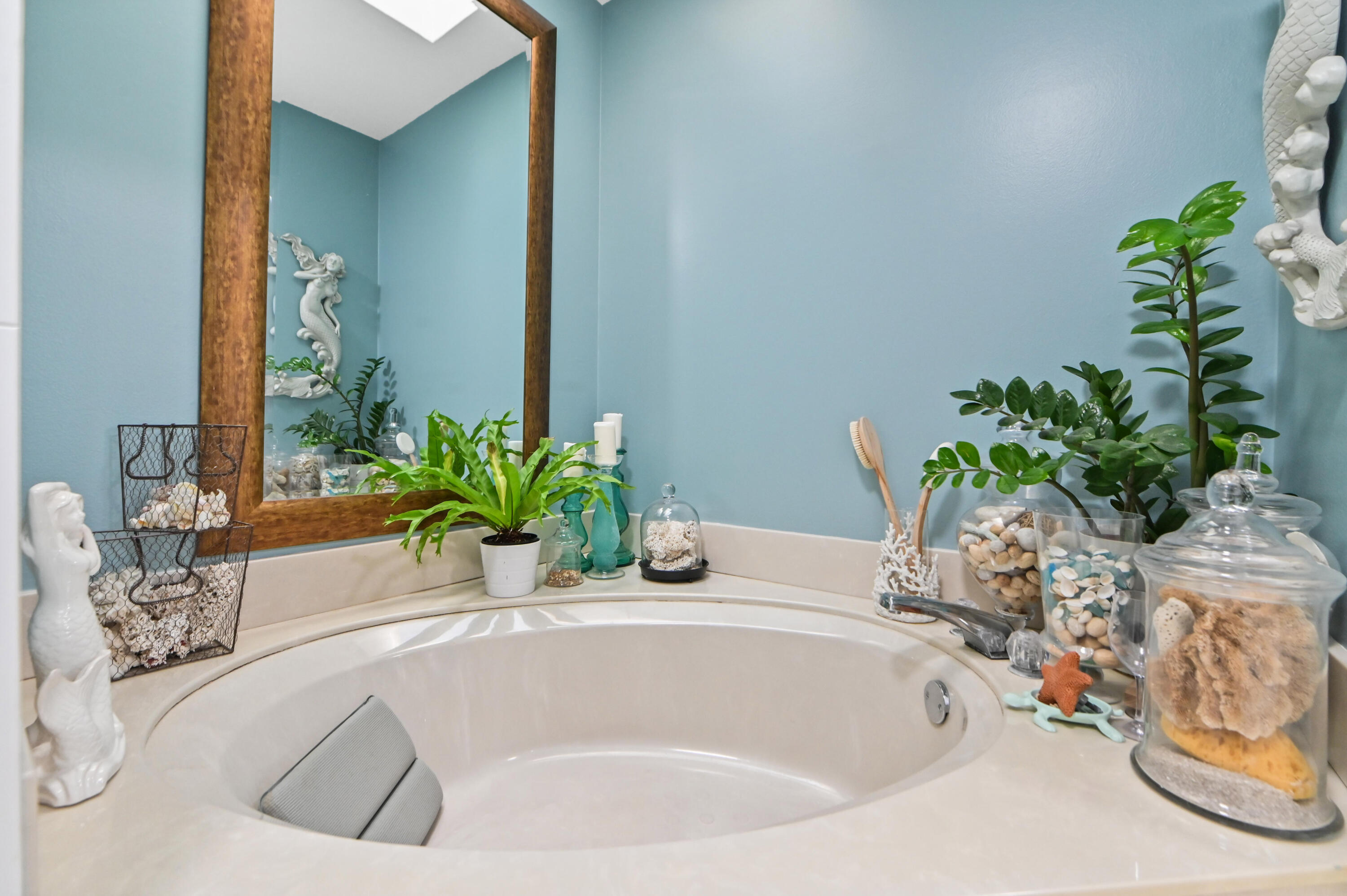 108 Executive Circle Property Photo 18