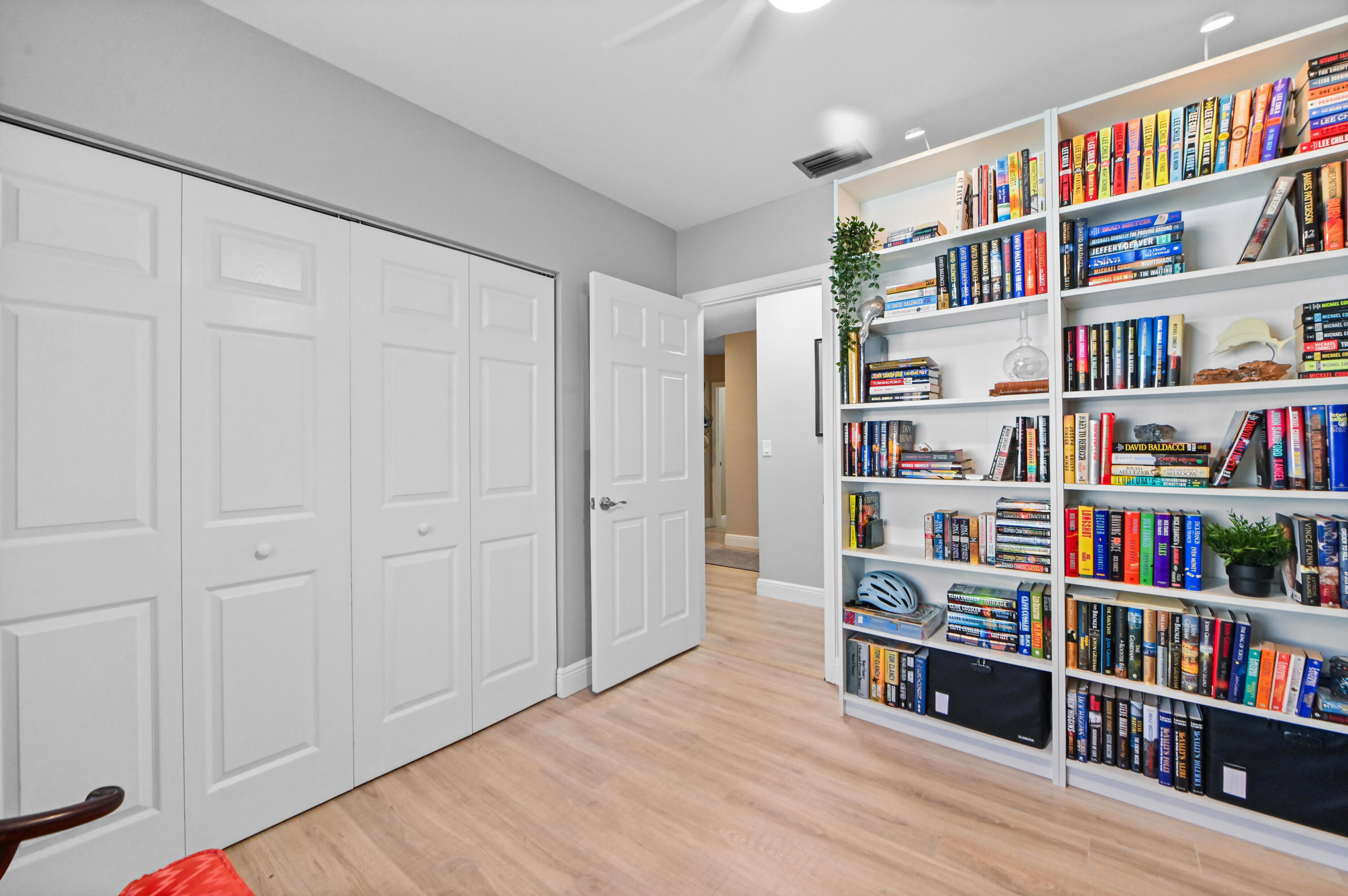 108 Executive Circle Property Photo 21